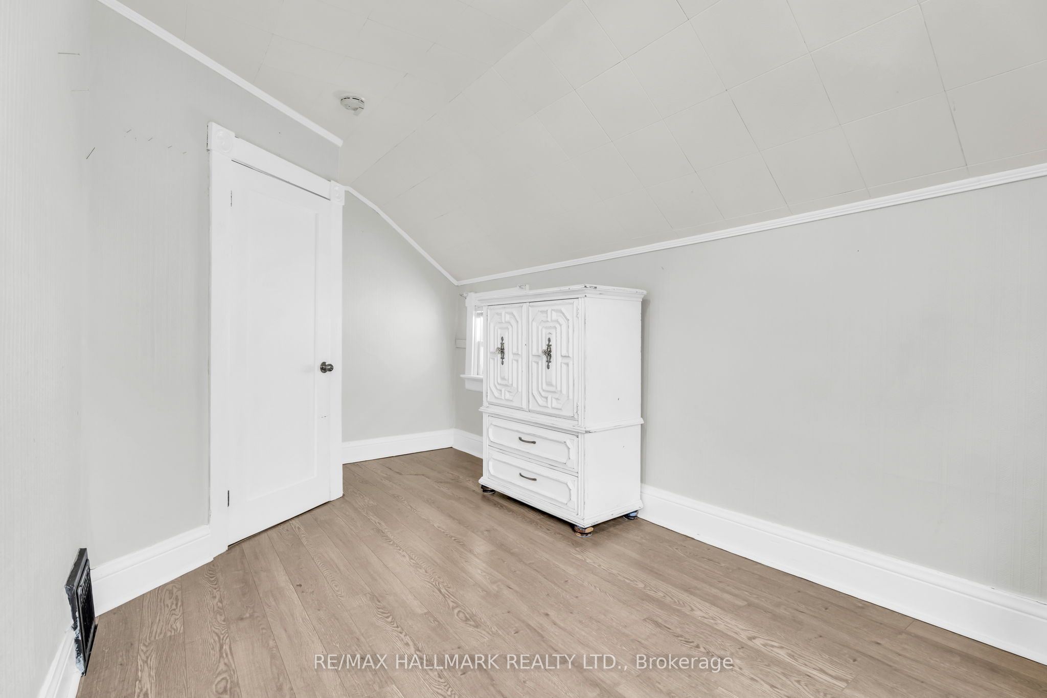 57 Henry Street Property Photo 26