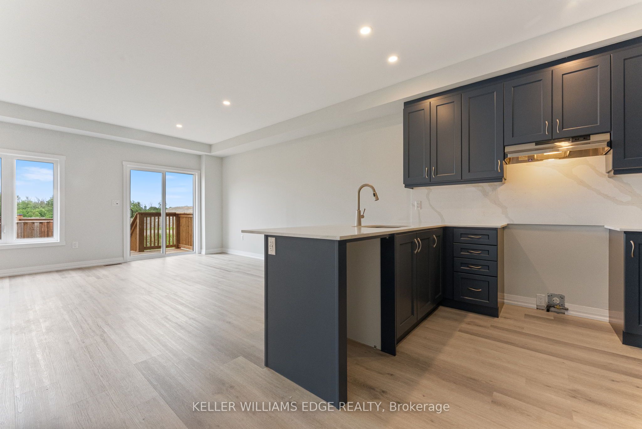 138 Lormont Boulevard Property Photo 16