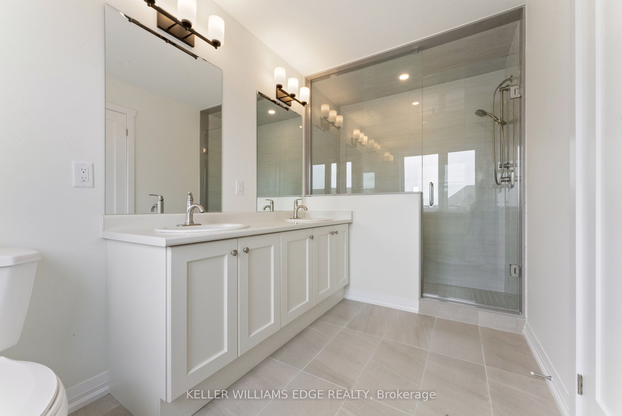 138 Lormont Boulevard Property Photo 23