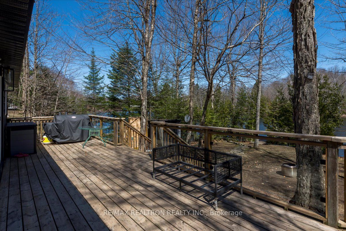 1053 Esson Creek Lane Property Photo 25