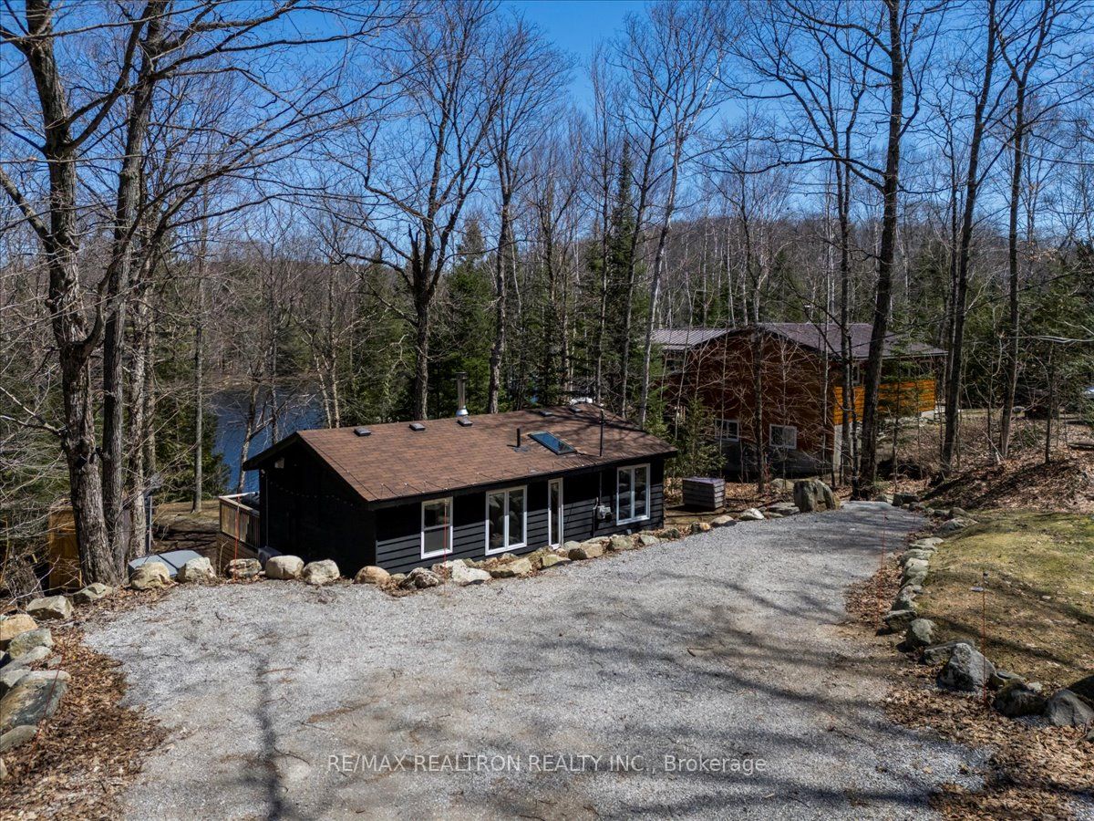 1053 Esson Creek Lane Property Photo 49