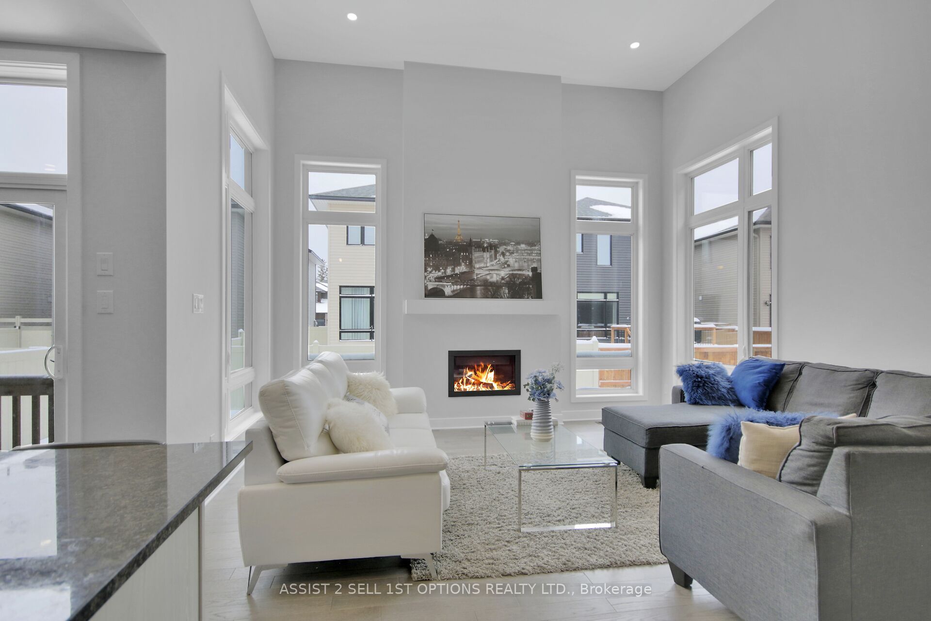 306 Whitham Cres Property Photo 6