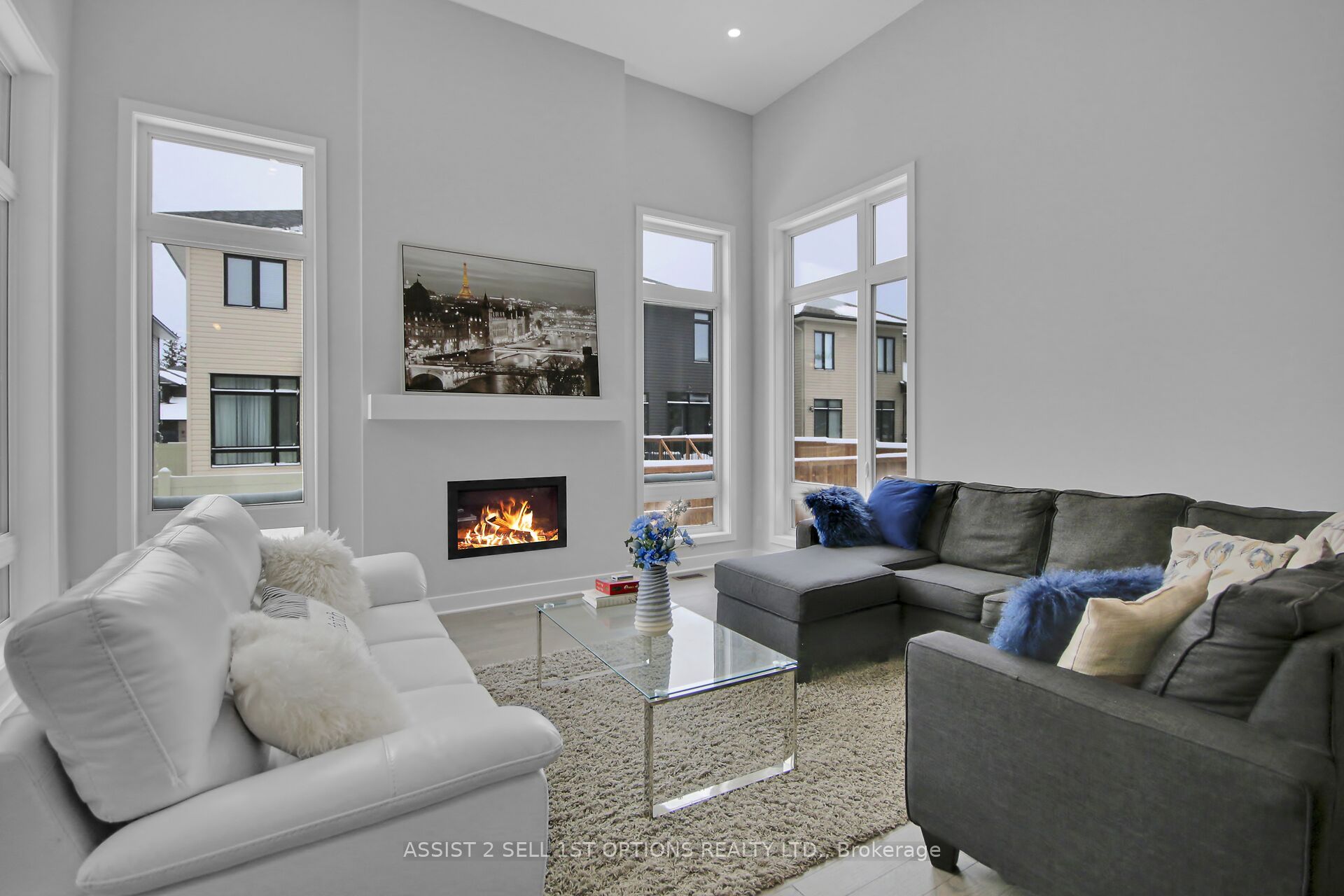 306 Whitham Cres Property Photo 7