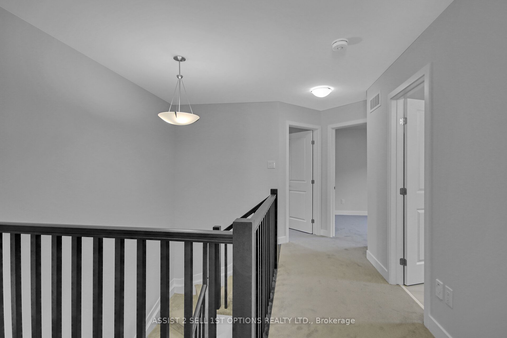 306 Whitham Cres Property Photo 18