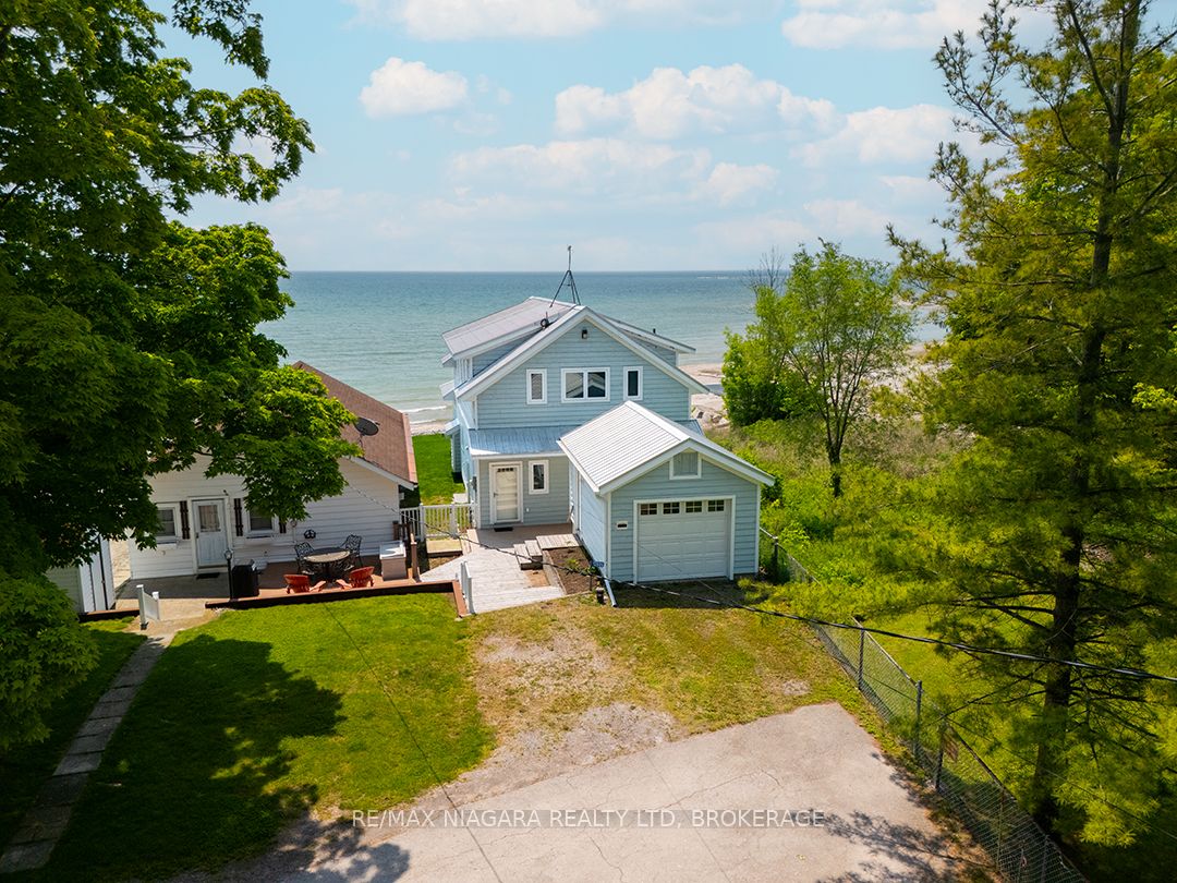 12895 Old Lake Shore Rd W Property Photo 1