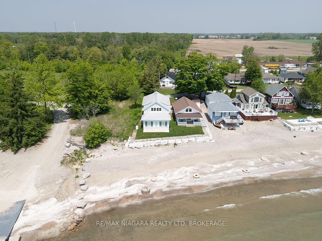 12895 Old Lake Shore Rd W Property Photo 2