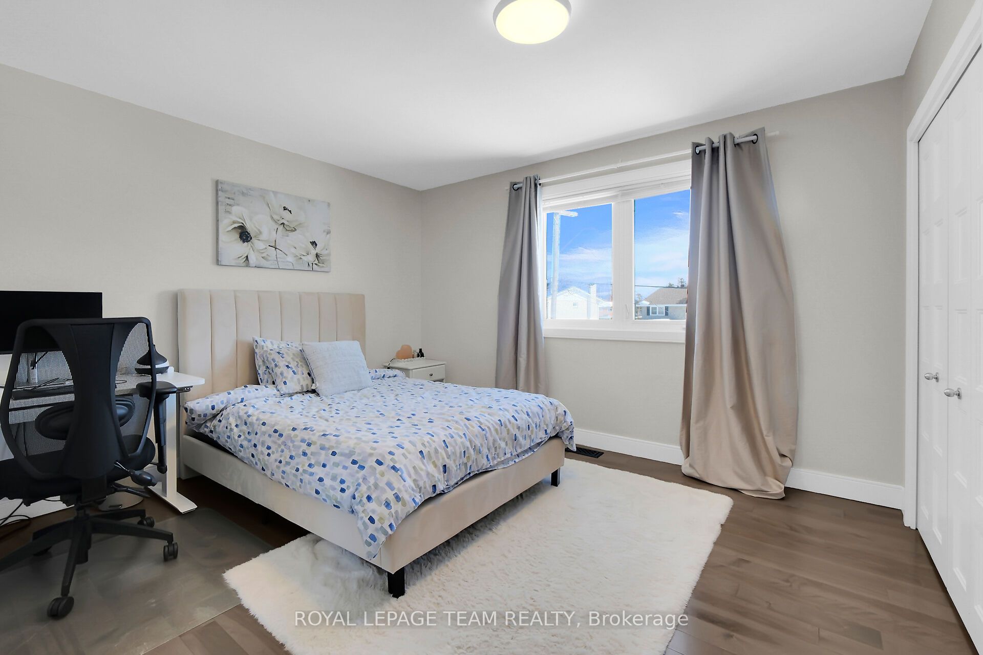 1107 Normandy Cres Property Photo 23