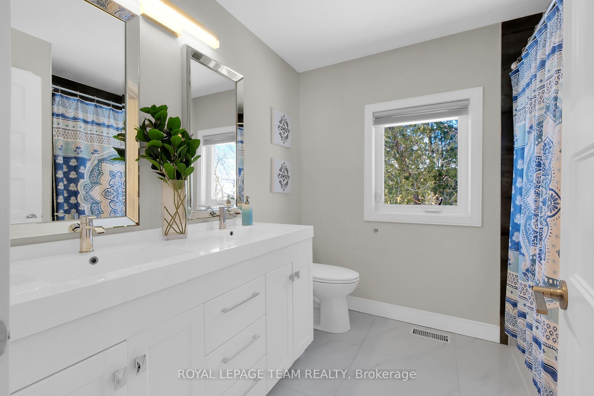 1107 Normandy Cres Property Photo 27
