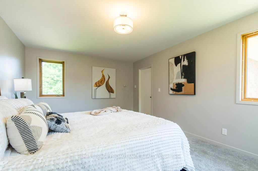 105 Colonial Road Property Photo 17