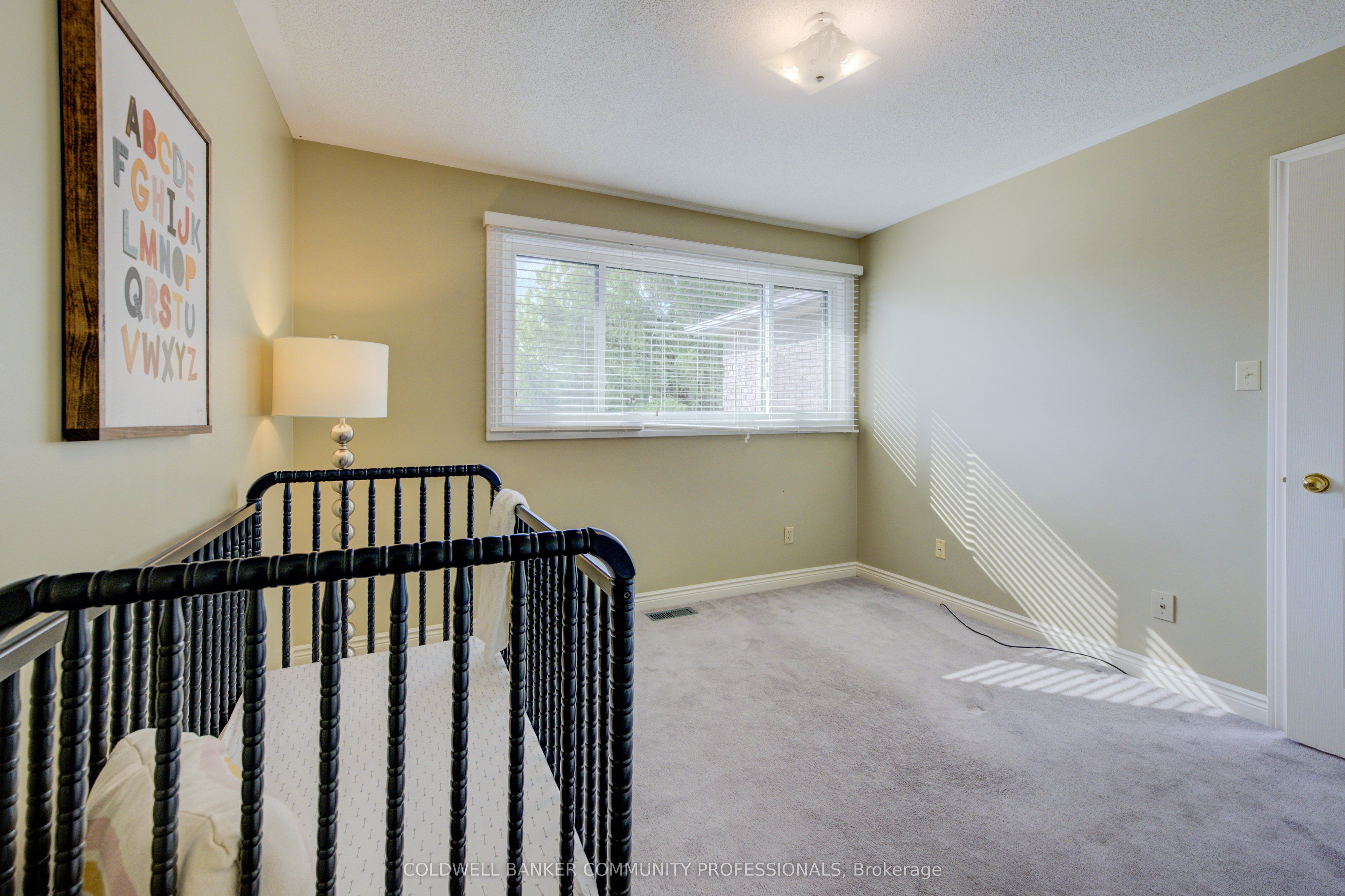 466 Dicenzo Dr Property Photo 32