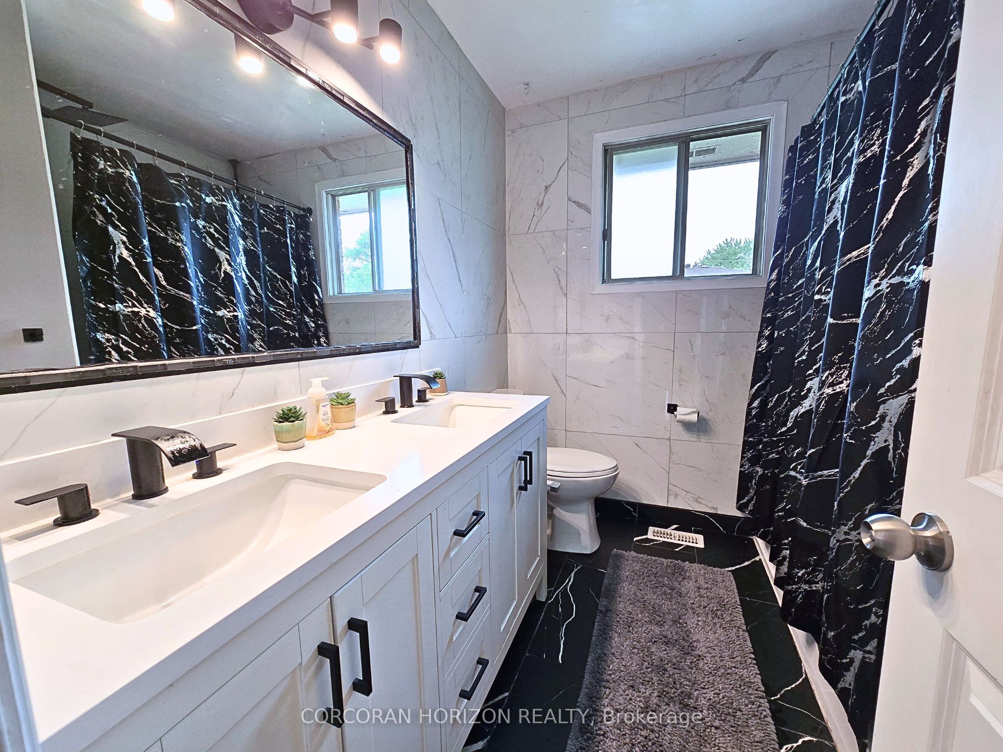 320 Country Hill Dr Property Photo 7