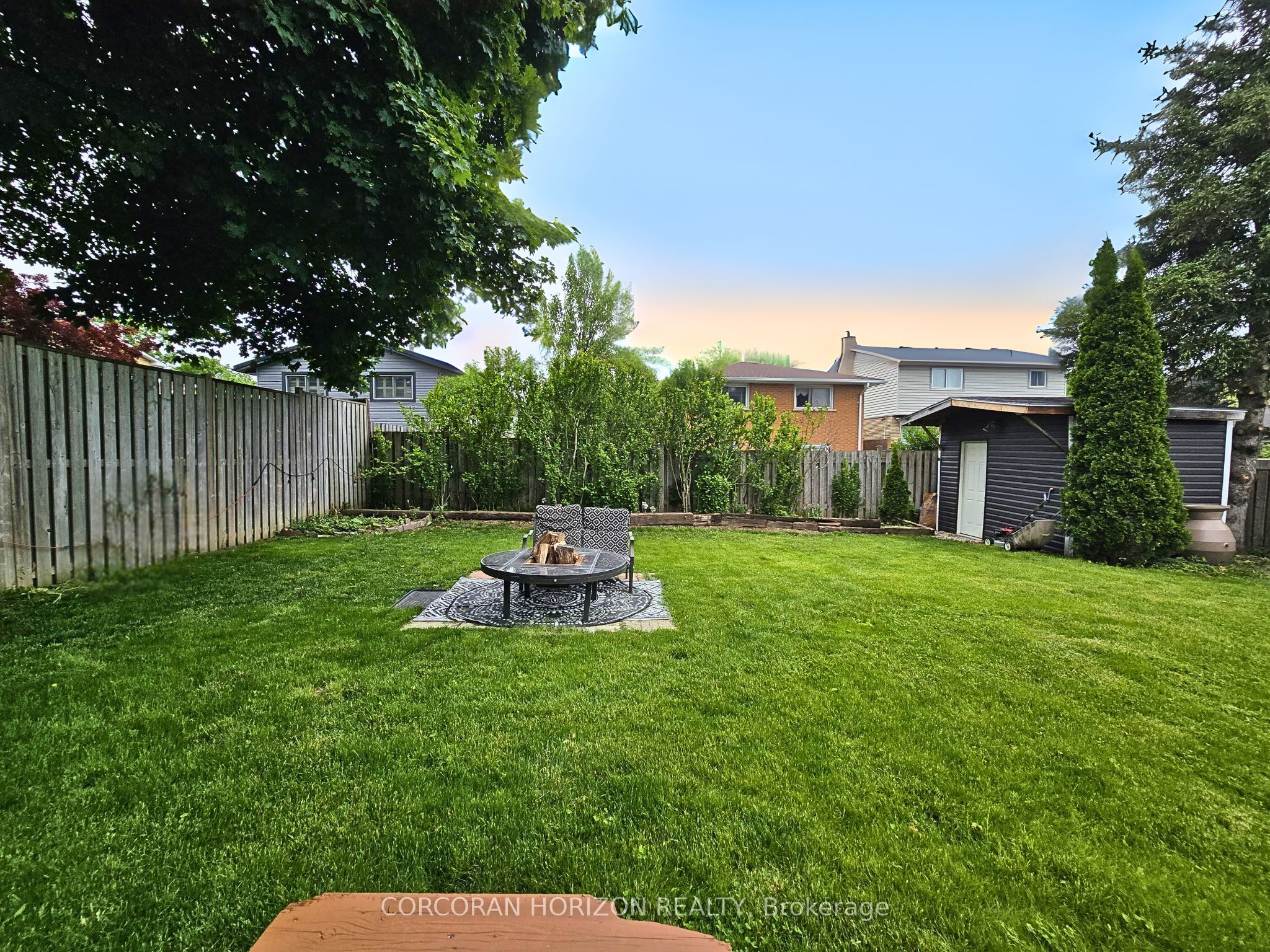 320 Country Hill Dr Property Photo 18