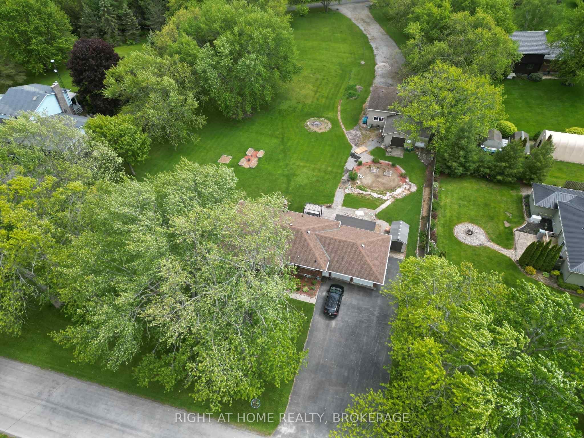 11191 Lakeshore Road Property Photo 5