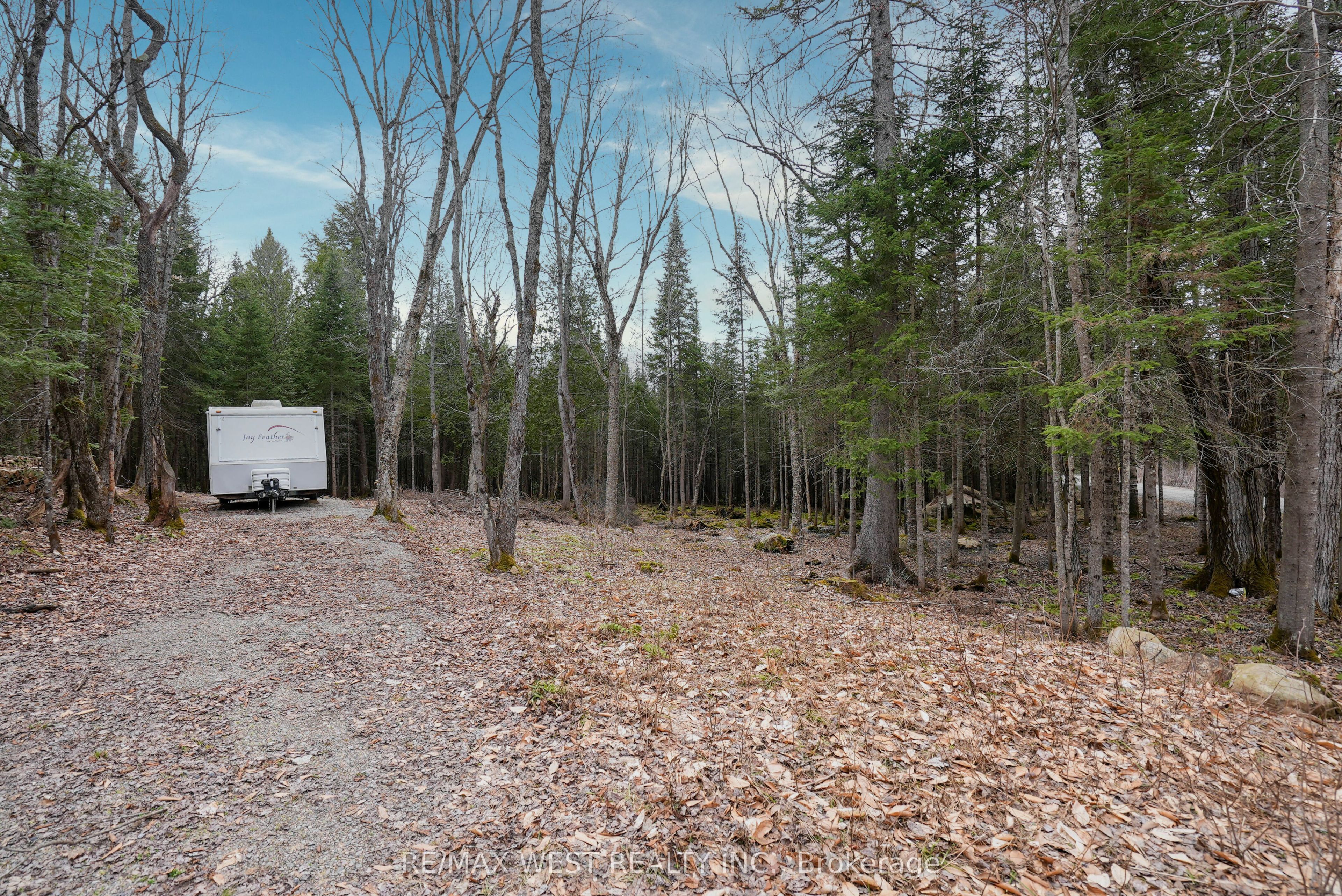 767 Fish Lake Rd Property Photo 4