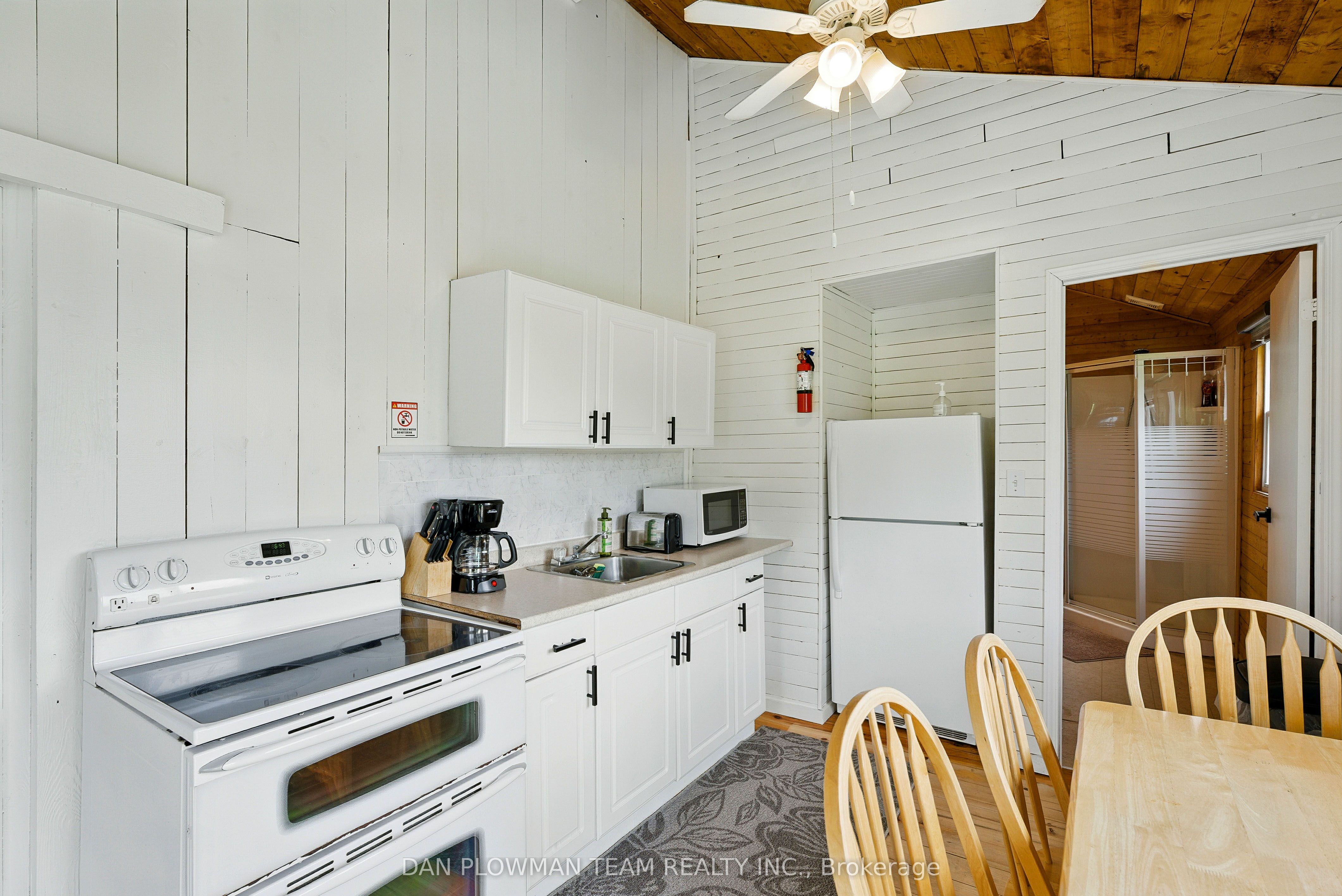 184/189 Chapman Drive Property Photo 14