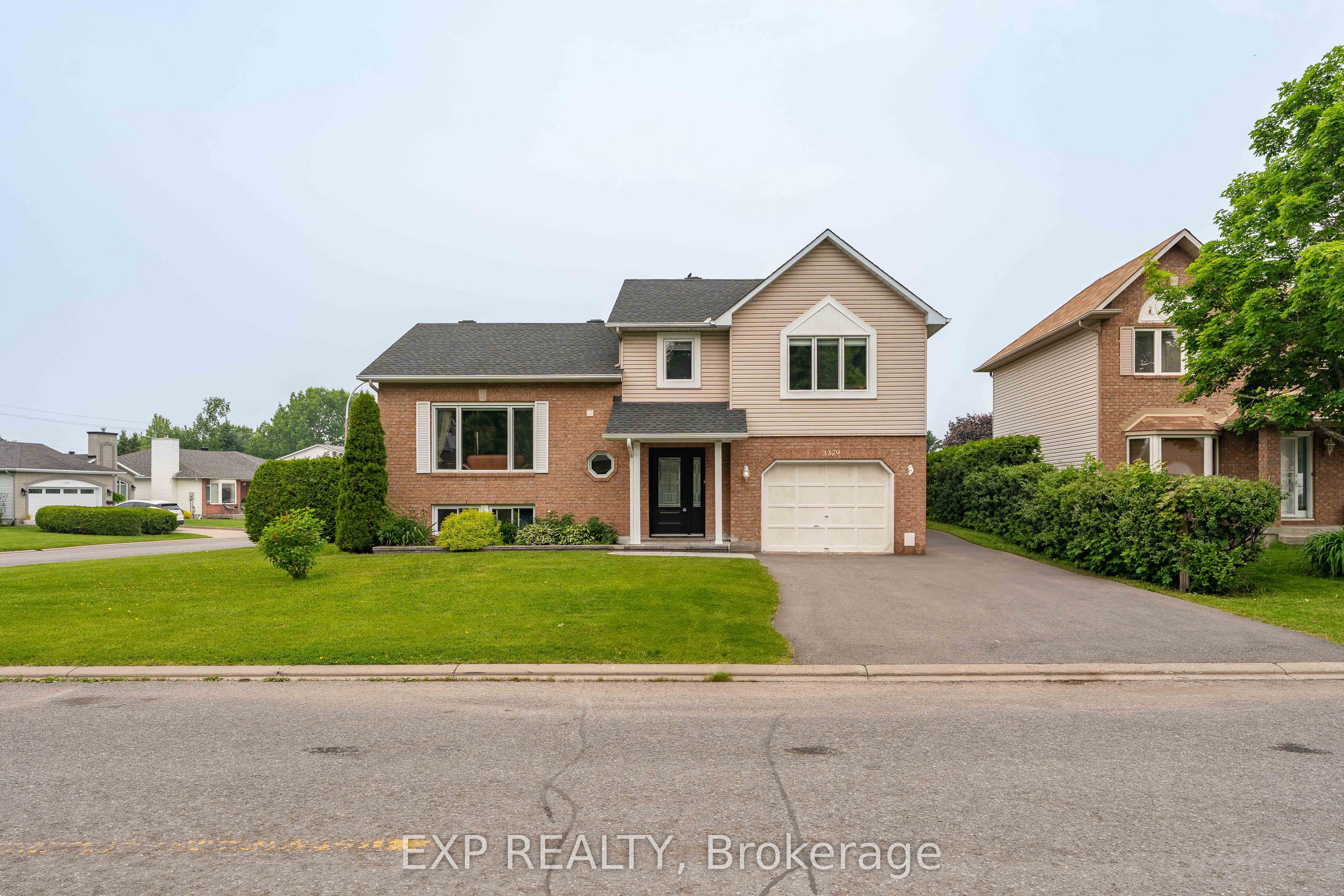 3379 Descotes Circle Property Photo 2