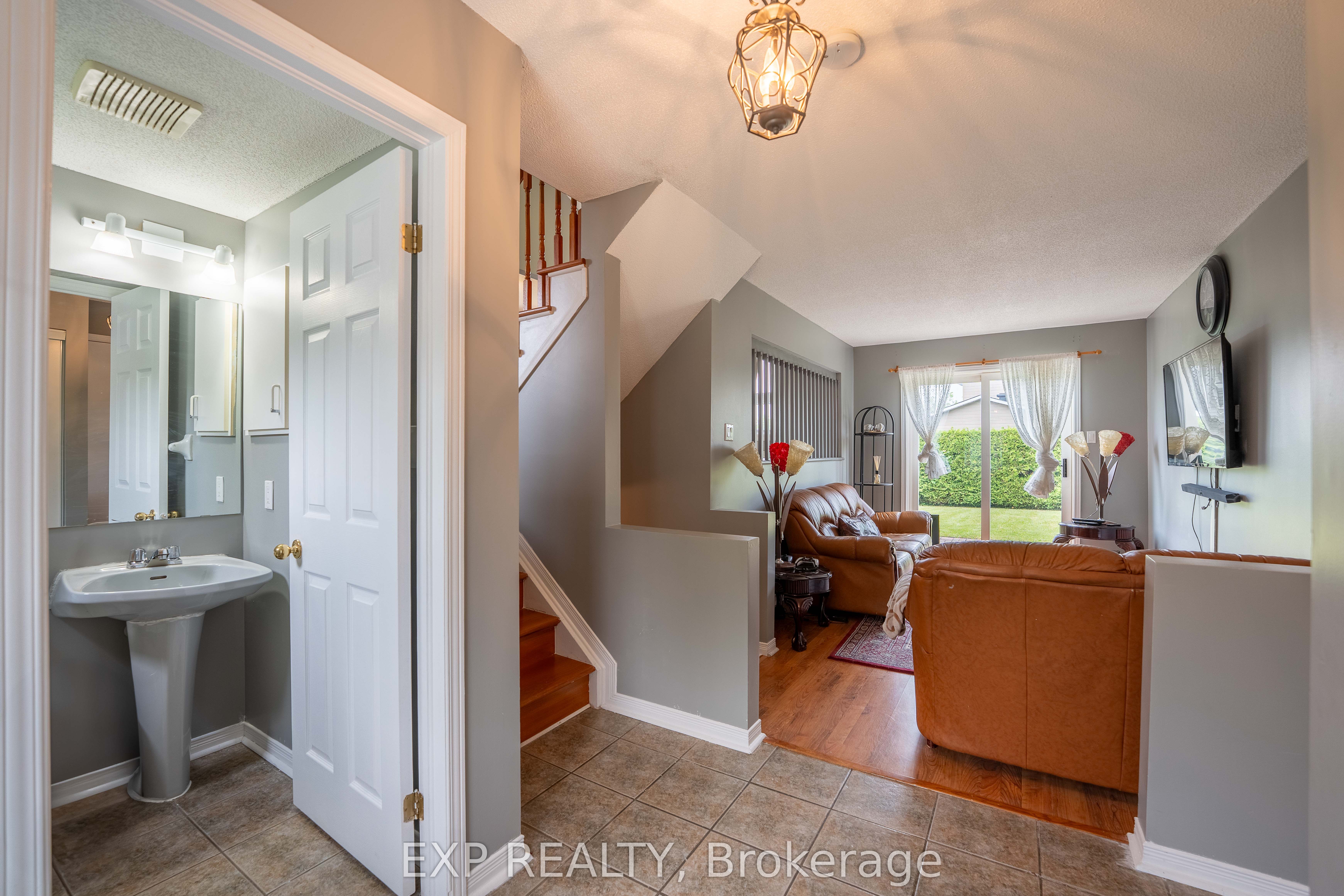 3379 Descotes Circle Property Photo 4