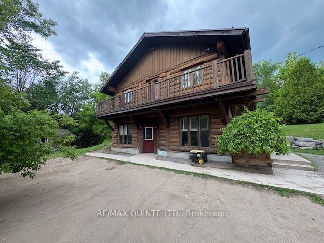 1403b Crookston Road Property Photo 1