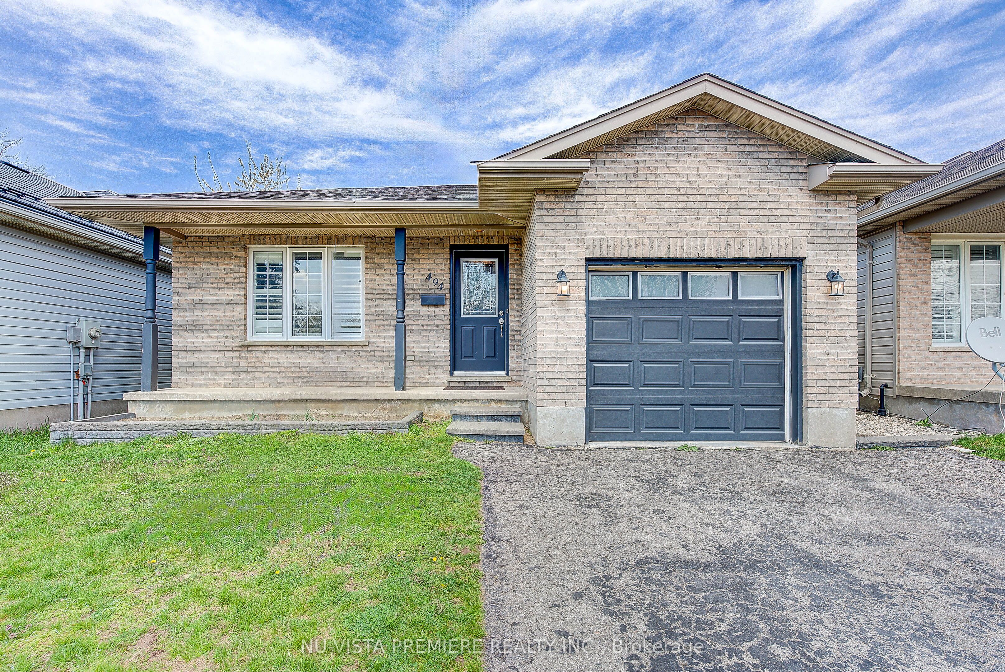 494 Exmouth Circle Property Photo 1