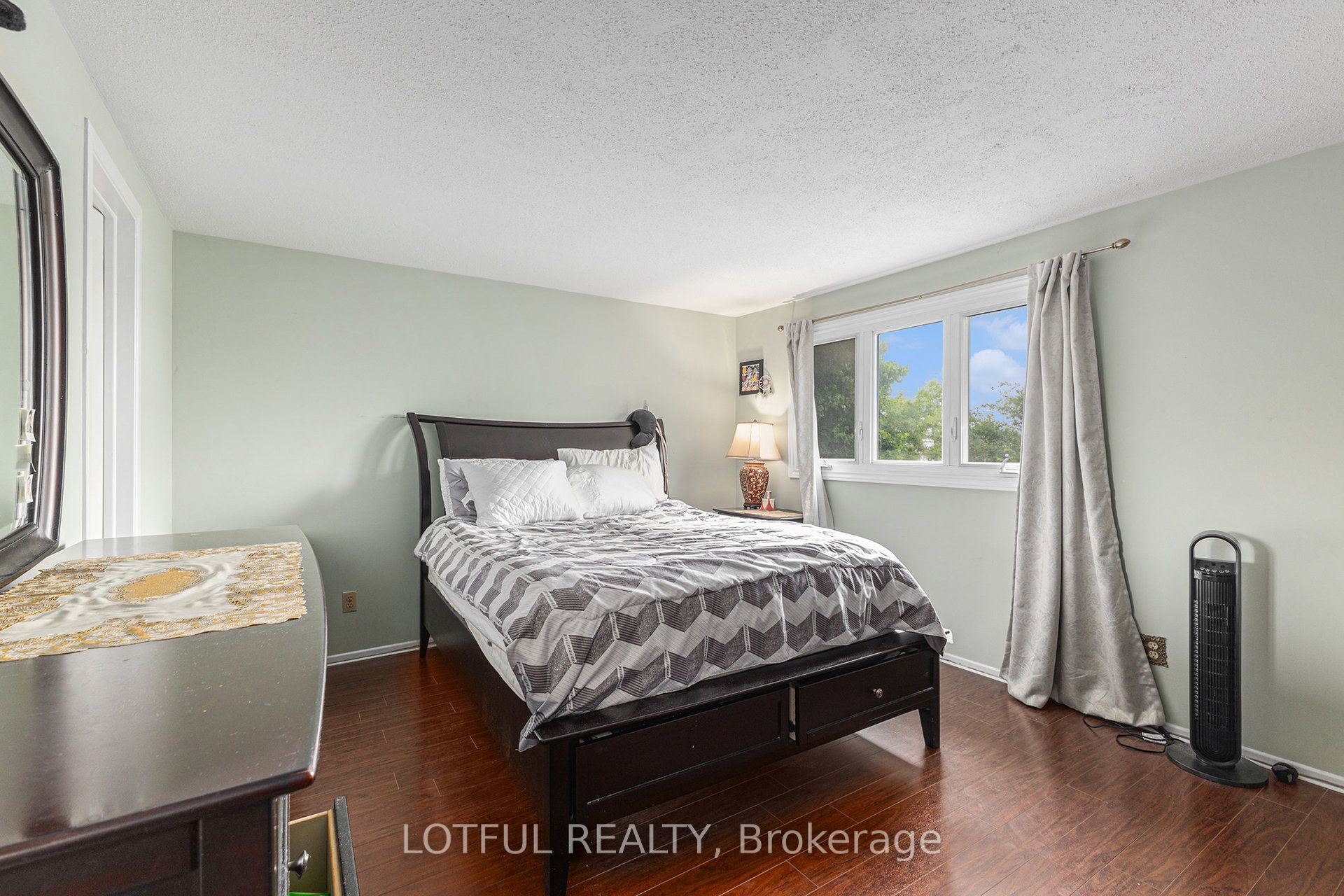 1134 Alenmede Crescent Property Photo 12