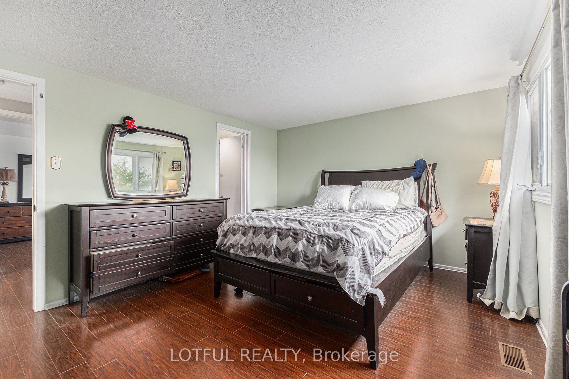 1134 Alenmede Crescent Property Photo 13