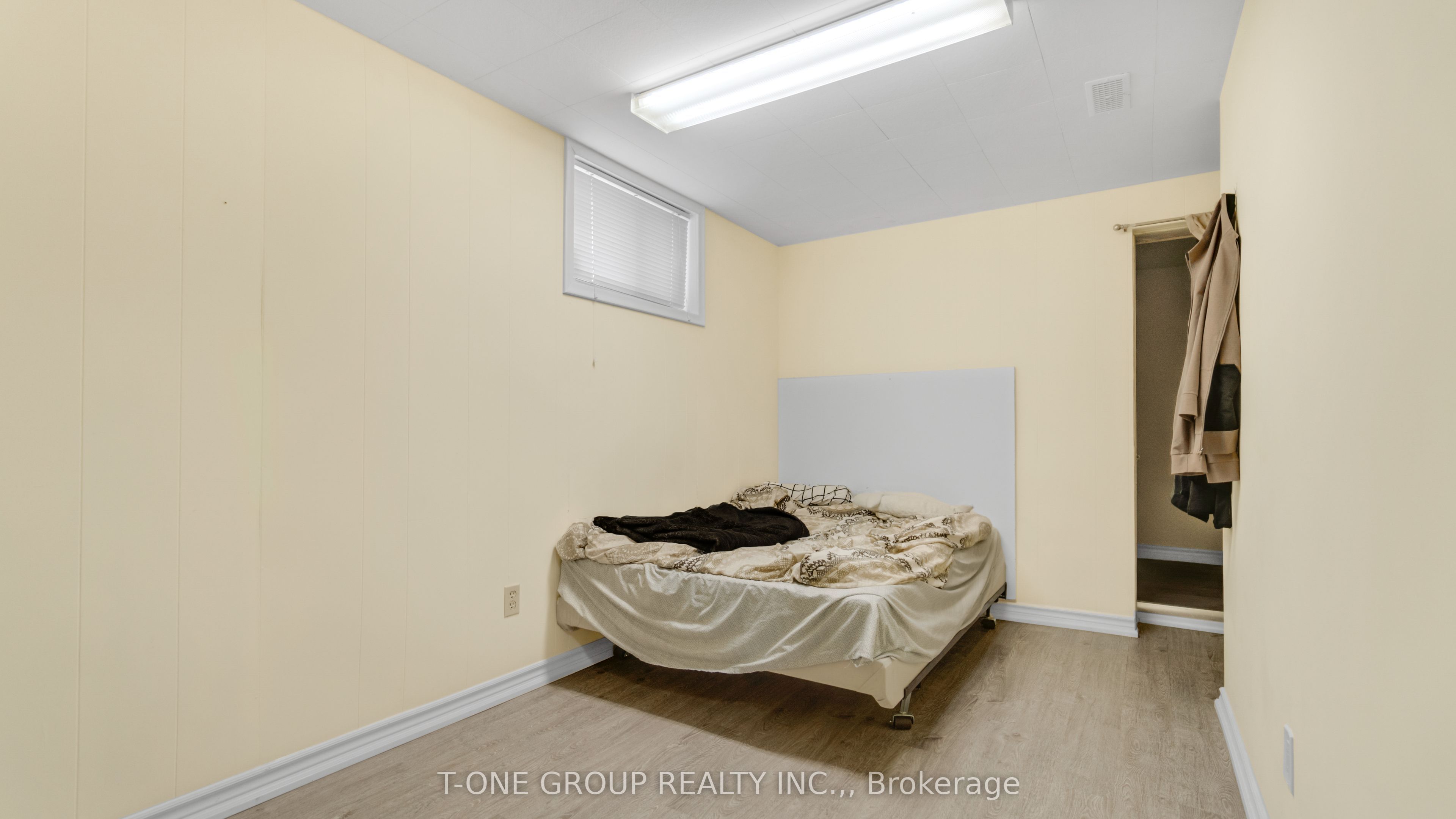 160 Whitney Ave Property Photo 23