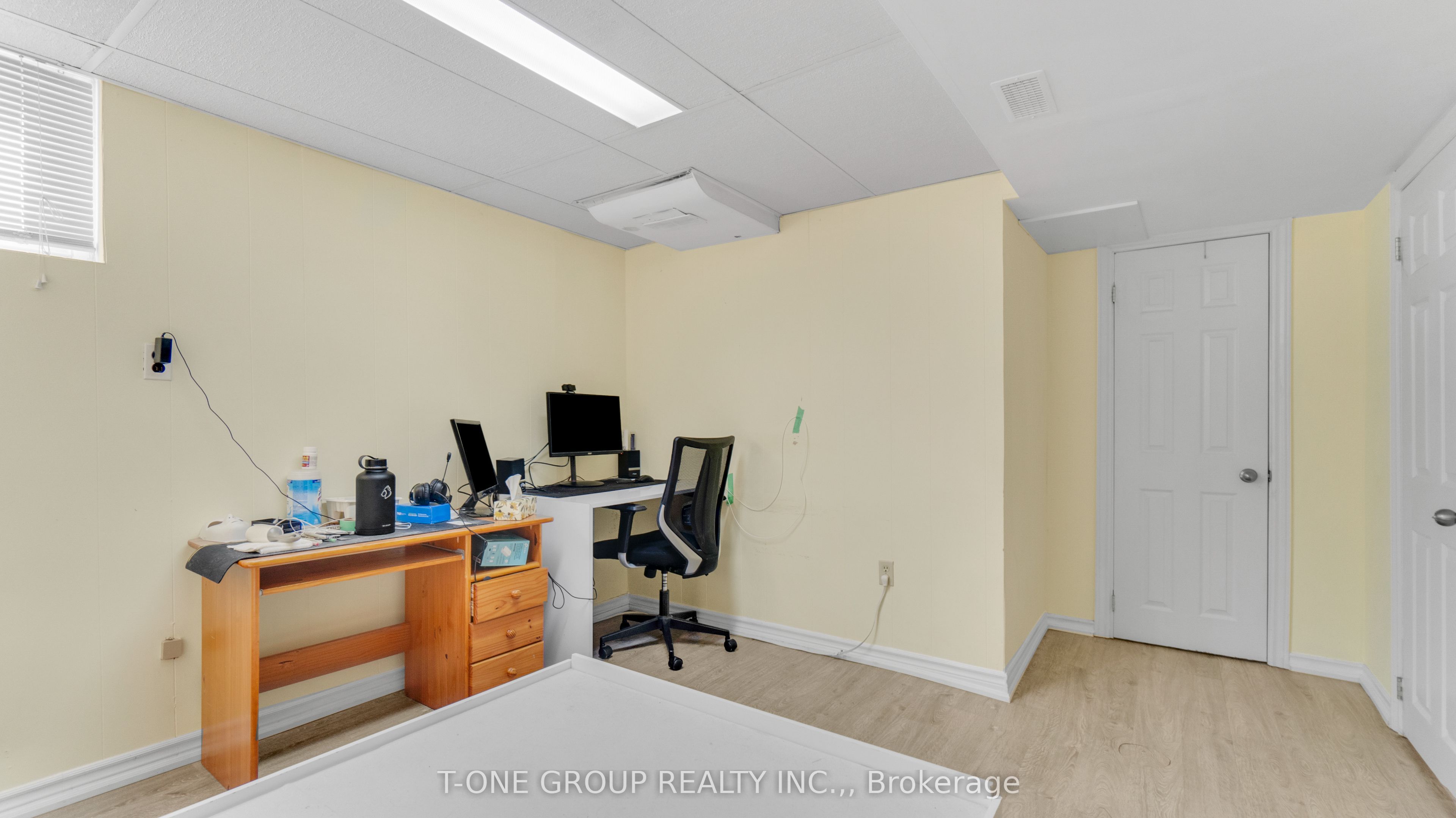 160 Whitney Ave Property Photo 25