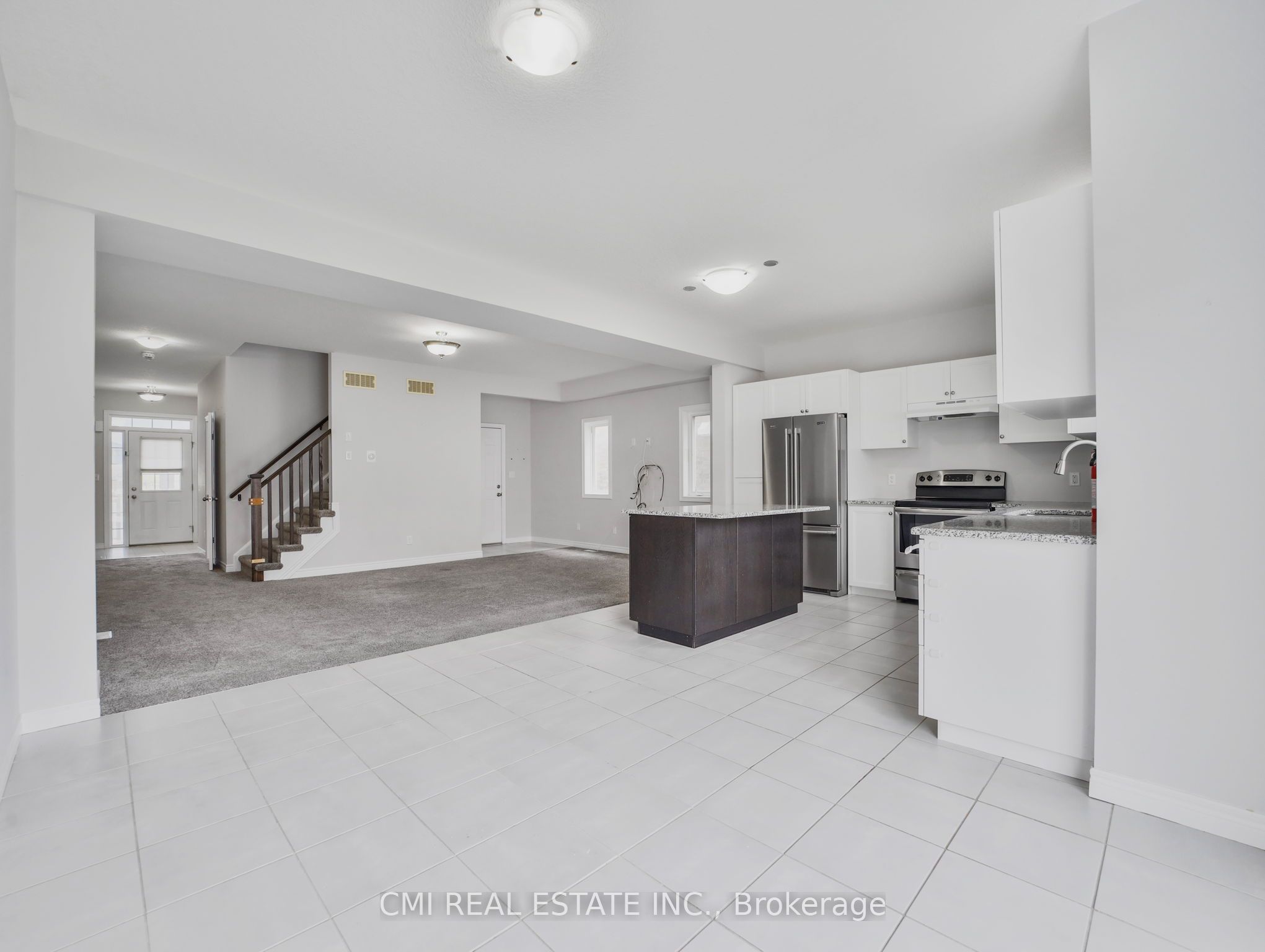36 Sparrow Avenue Property Photo 9