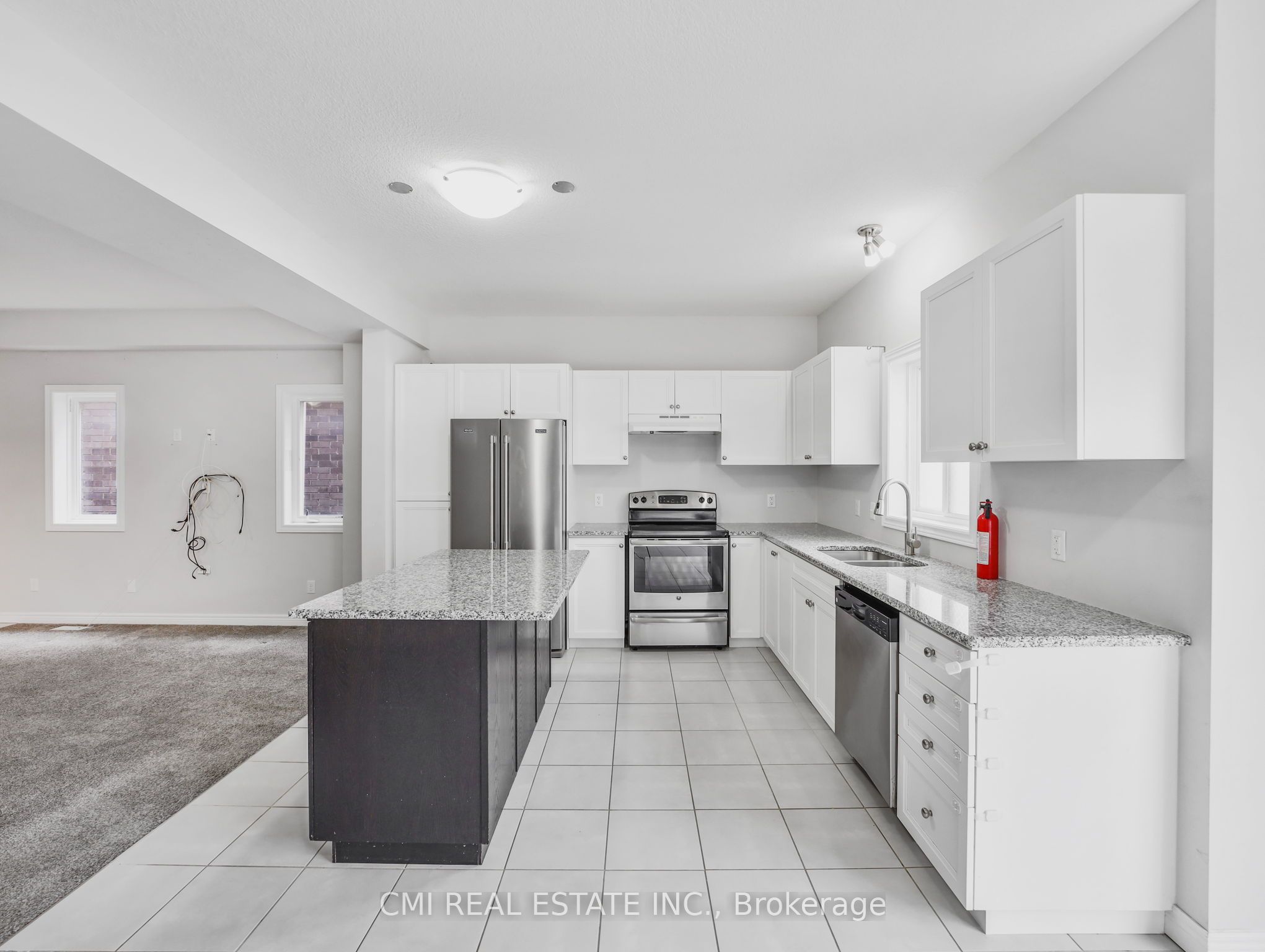 36 Sparrow Avenue Property Photo 10