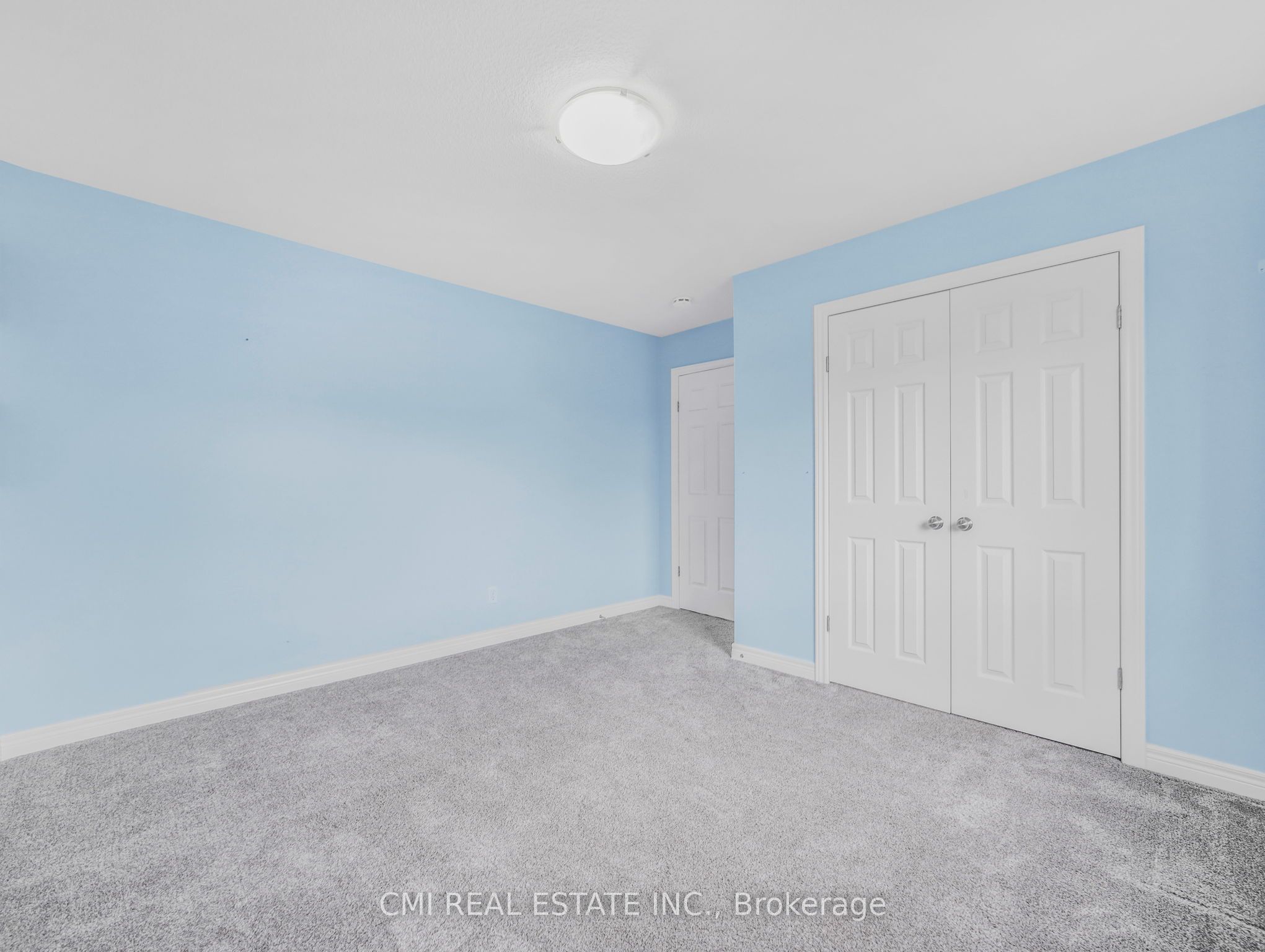 36 Sparrow Avenue Property Photo 24