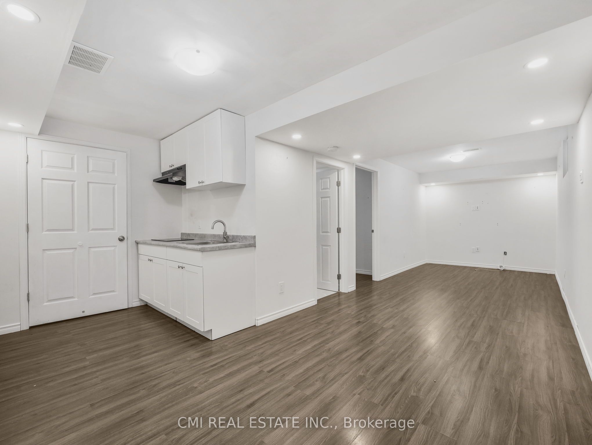 36 Sparrow Avenue Property Photo 28