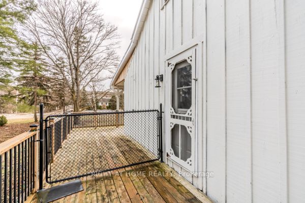 667287 20 Side Road Property Photo 25
