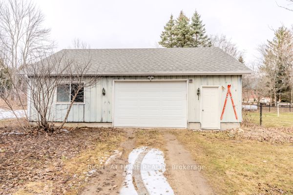 667287 20 Side Road Property Photo 38
