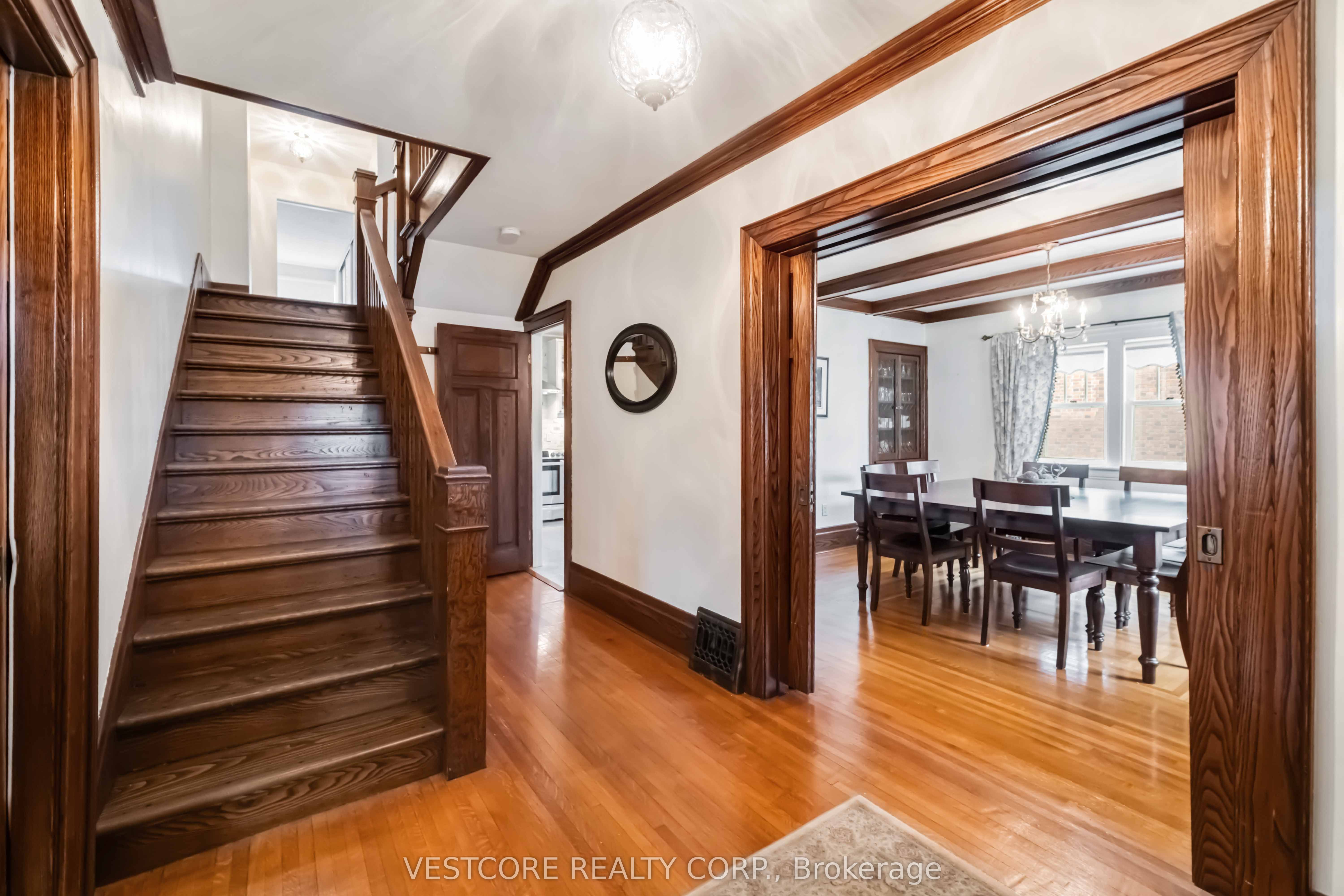 99 E Main Street E Property Photo 5