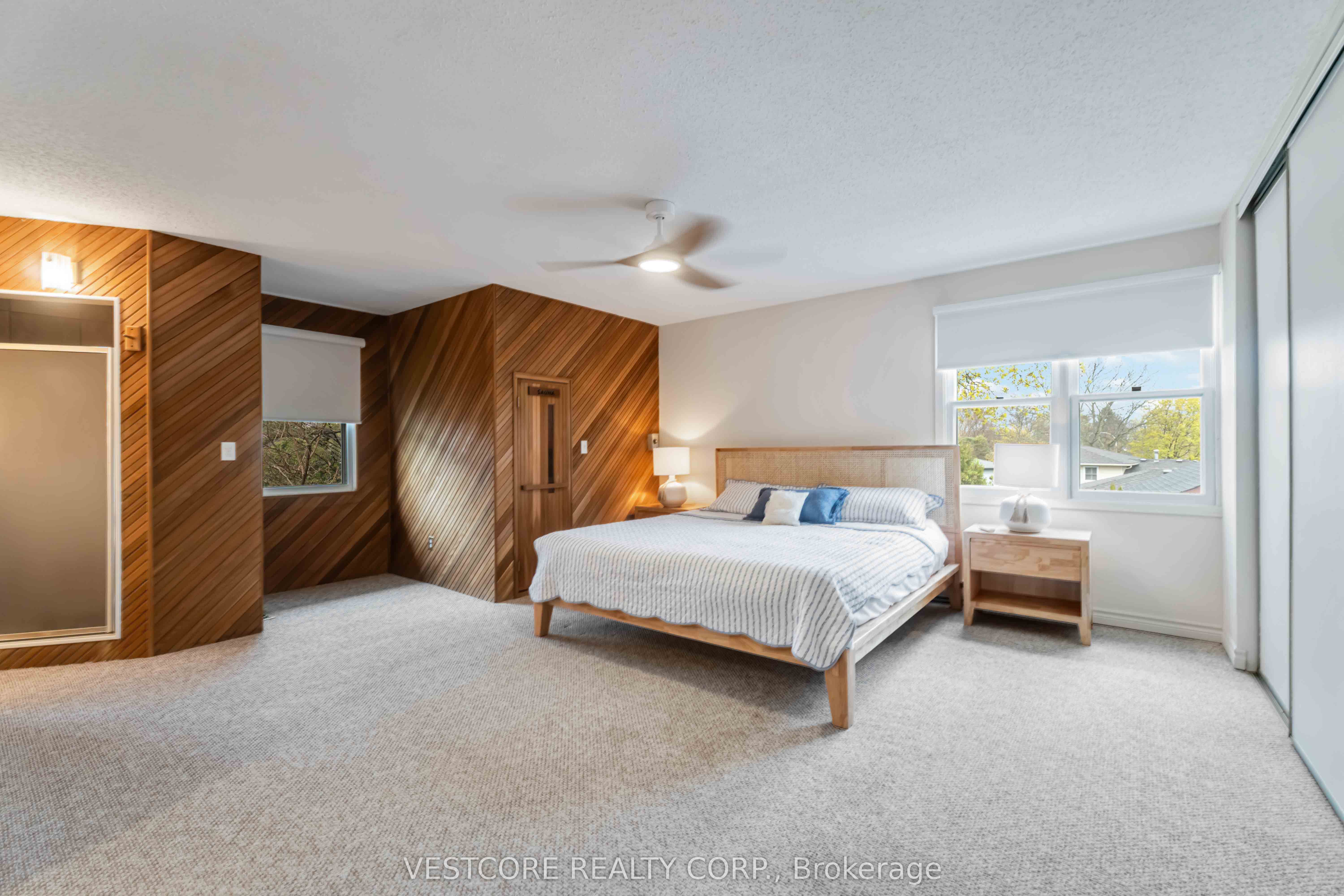 99 E Main Street E Property Photo 16