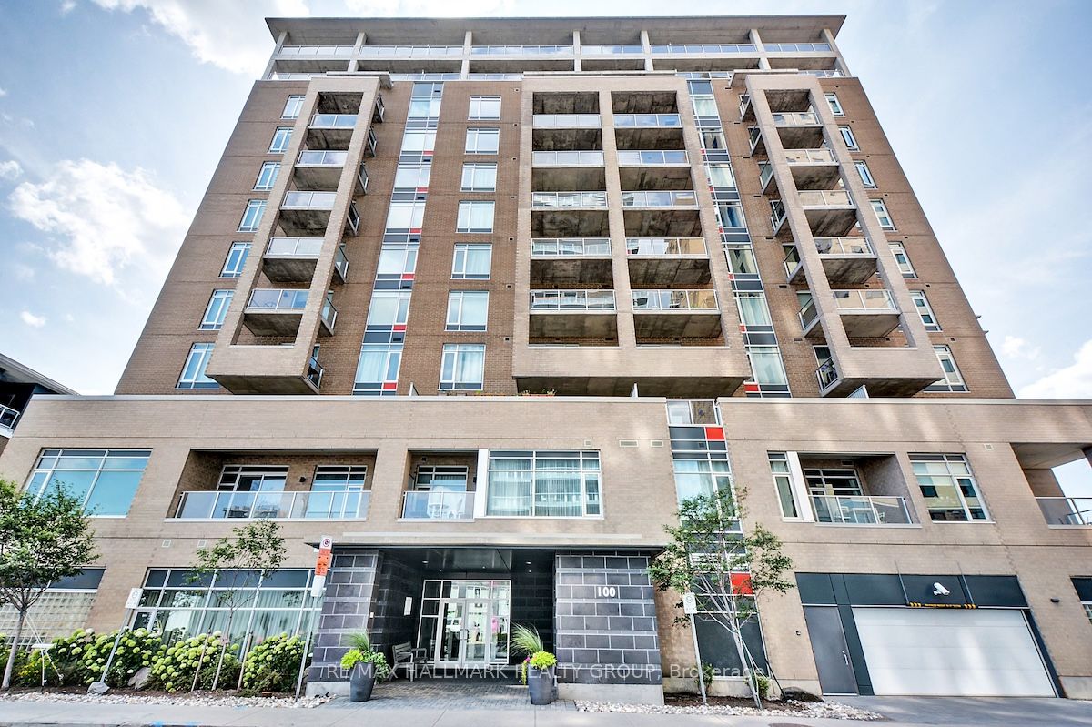 #604 - 100 Champagne Avenue Property Photo 1