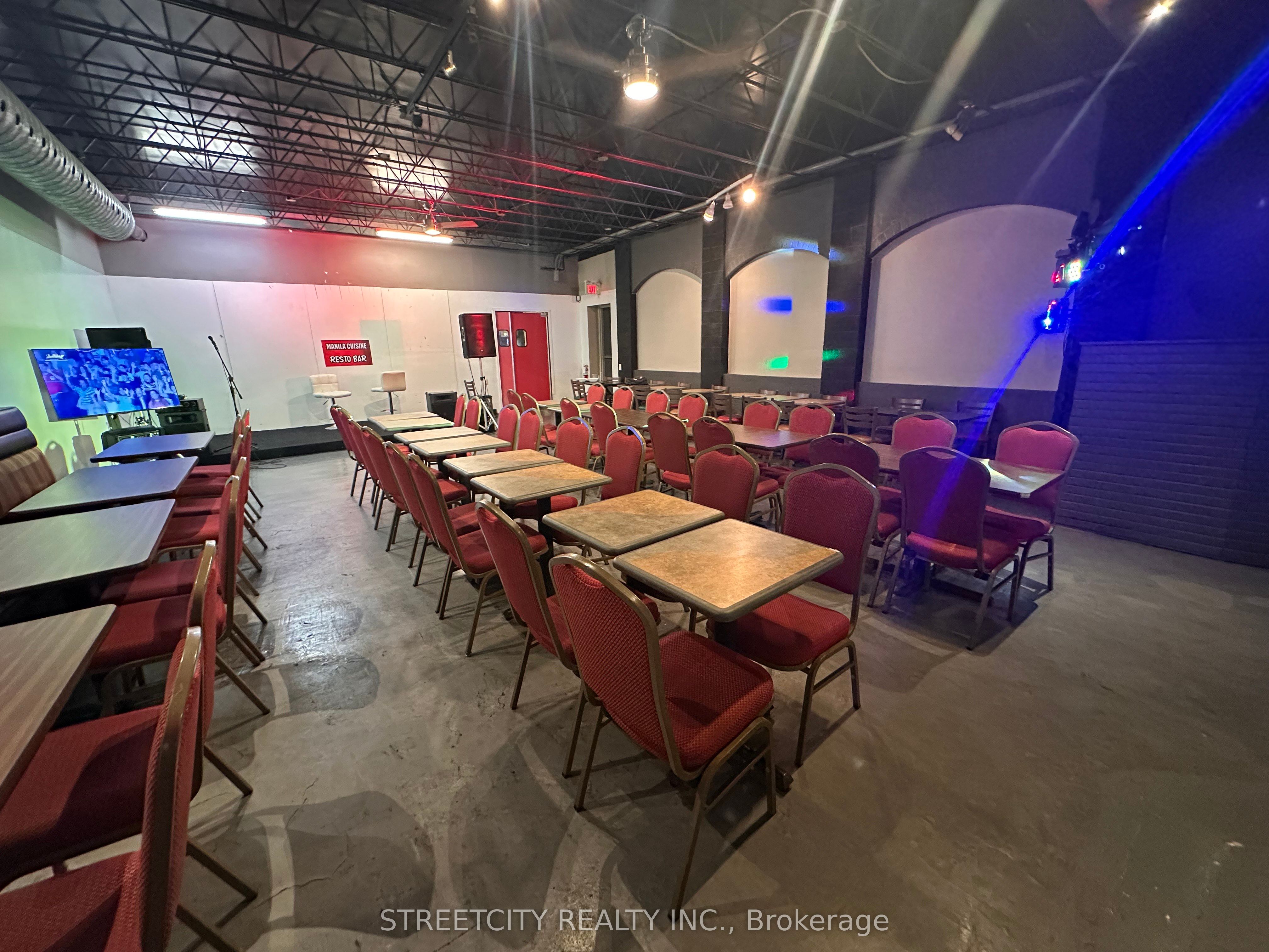 784 Dundas Street Property Photo 7