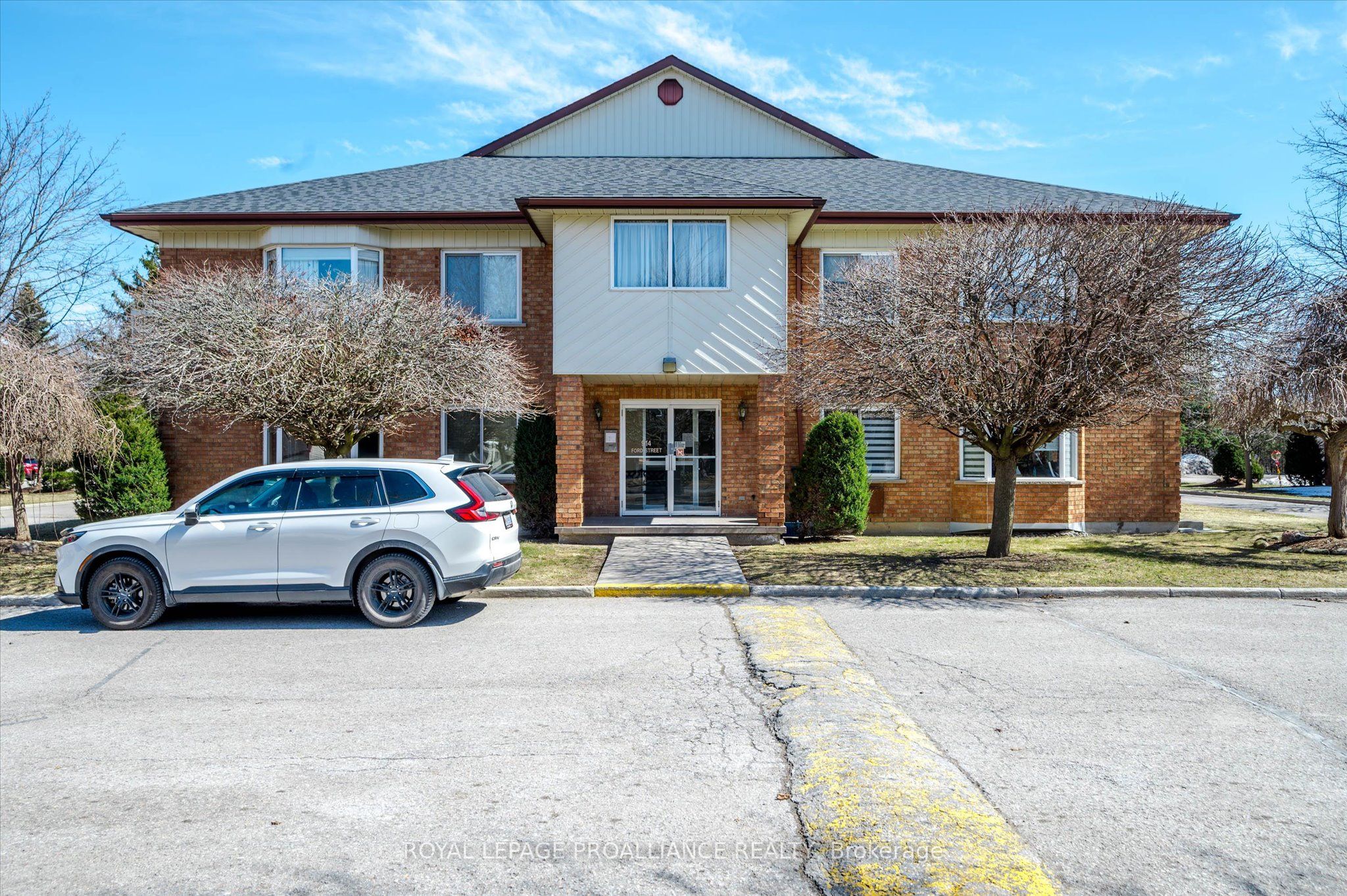 #106 - 914 Ford Street Property Photo 1