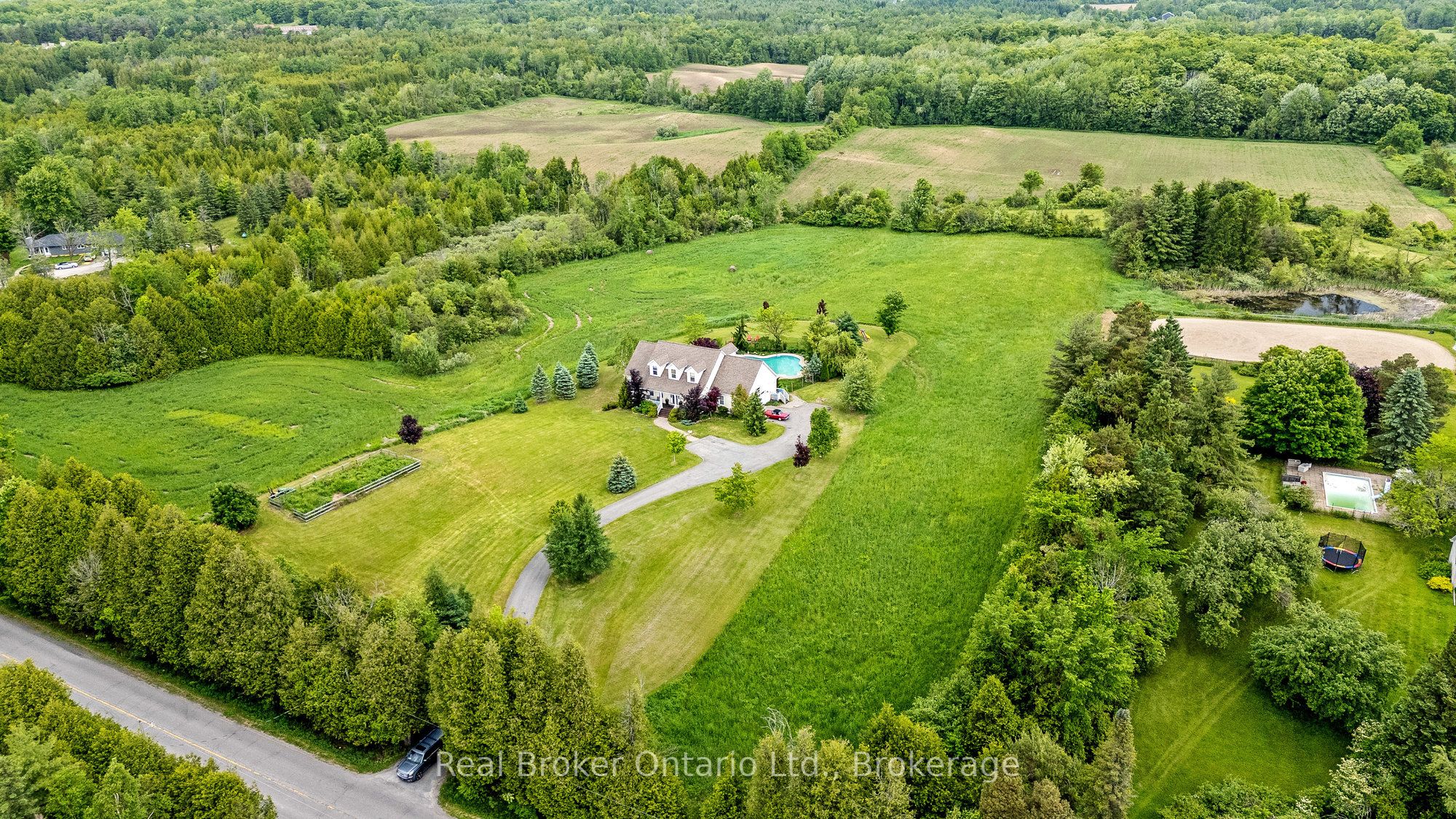 5163 Ninth Line Property Photo 1