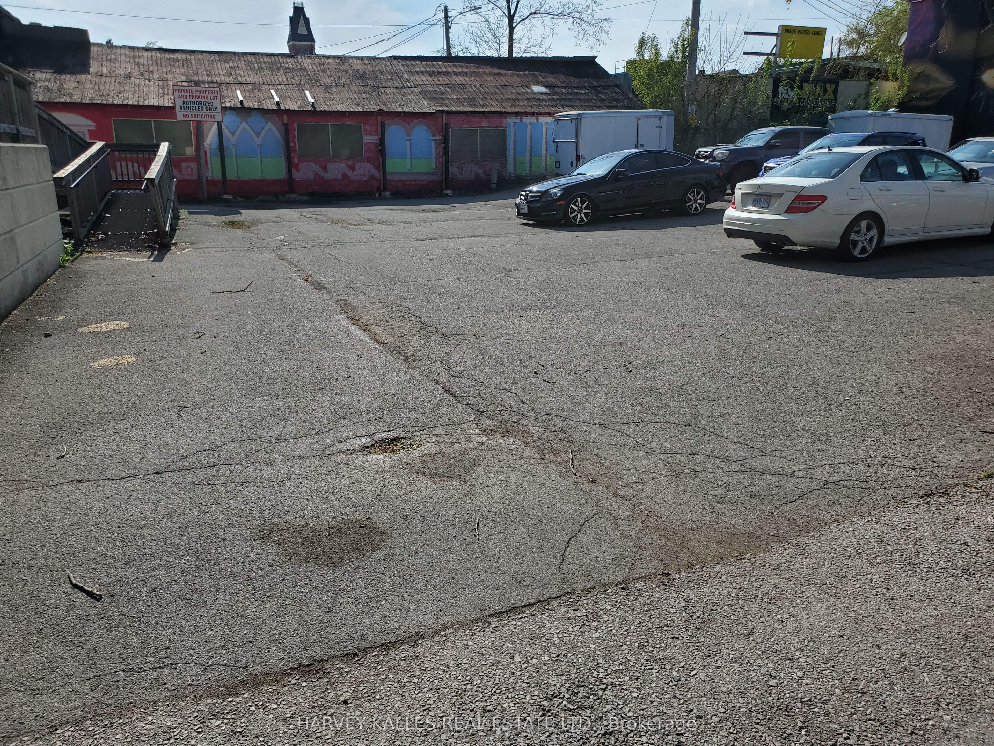 45 Peel Street B Property Photo 11