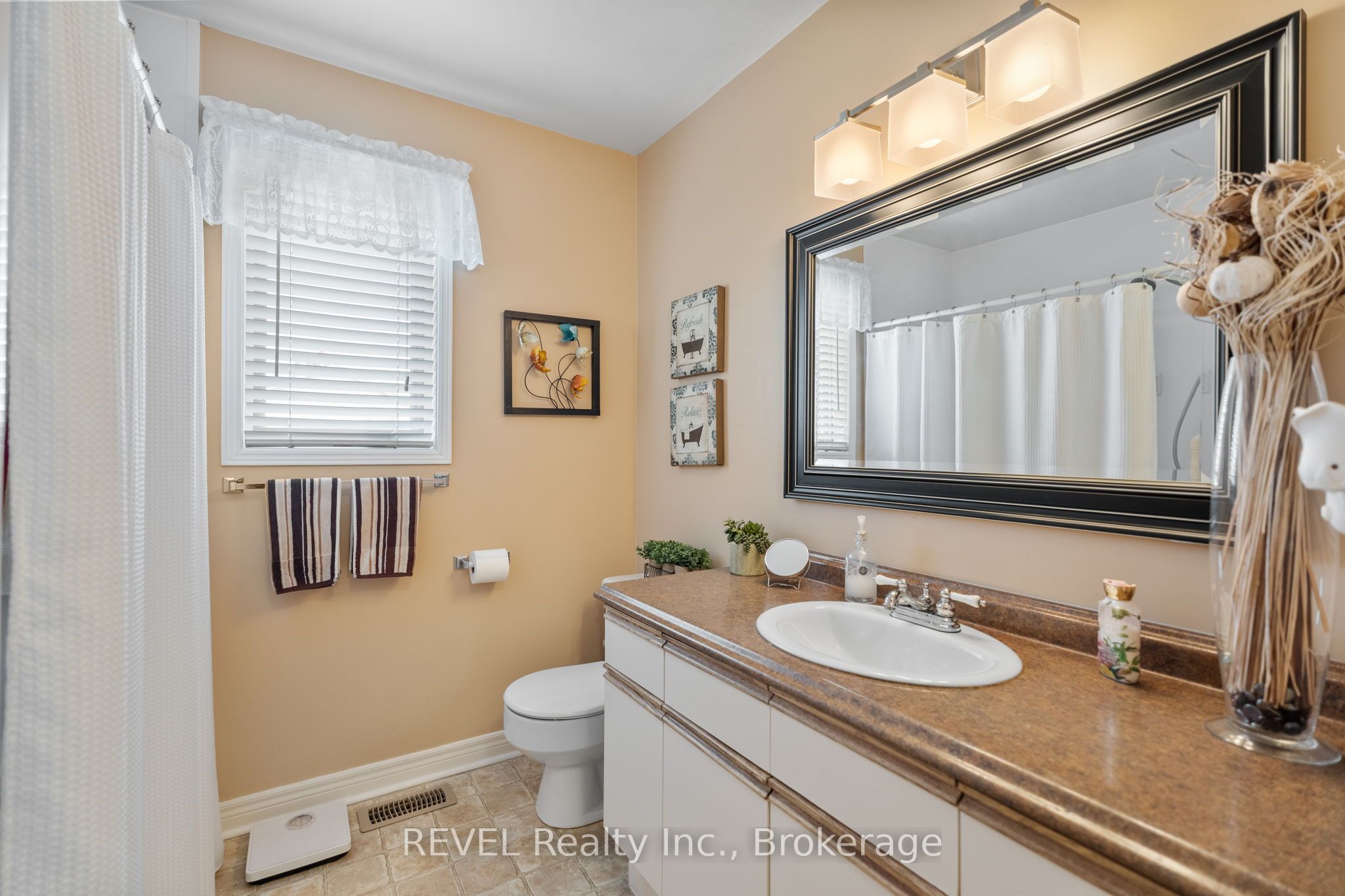 122 Bunting Road 55 Property Photo 10