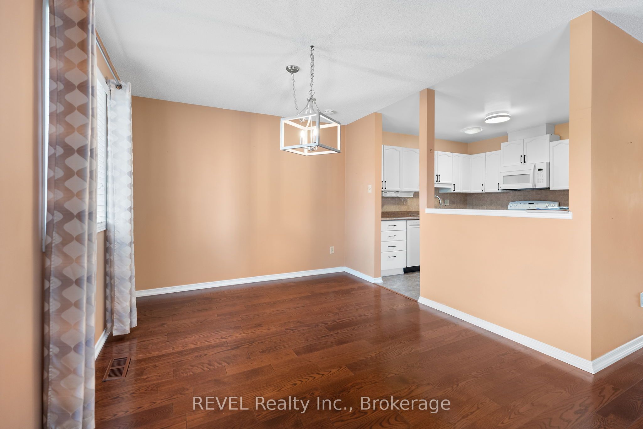 122 Bunting Road 55 Property Photo 13