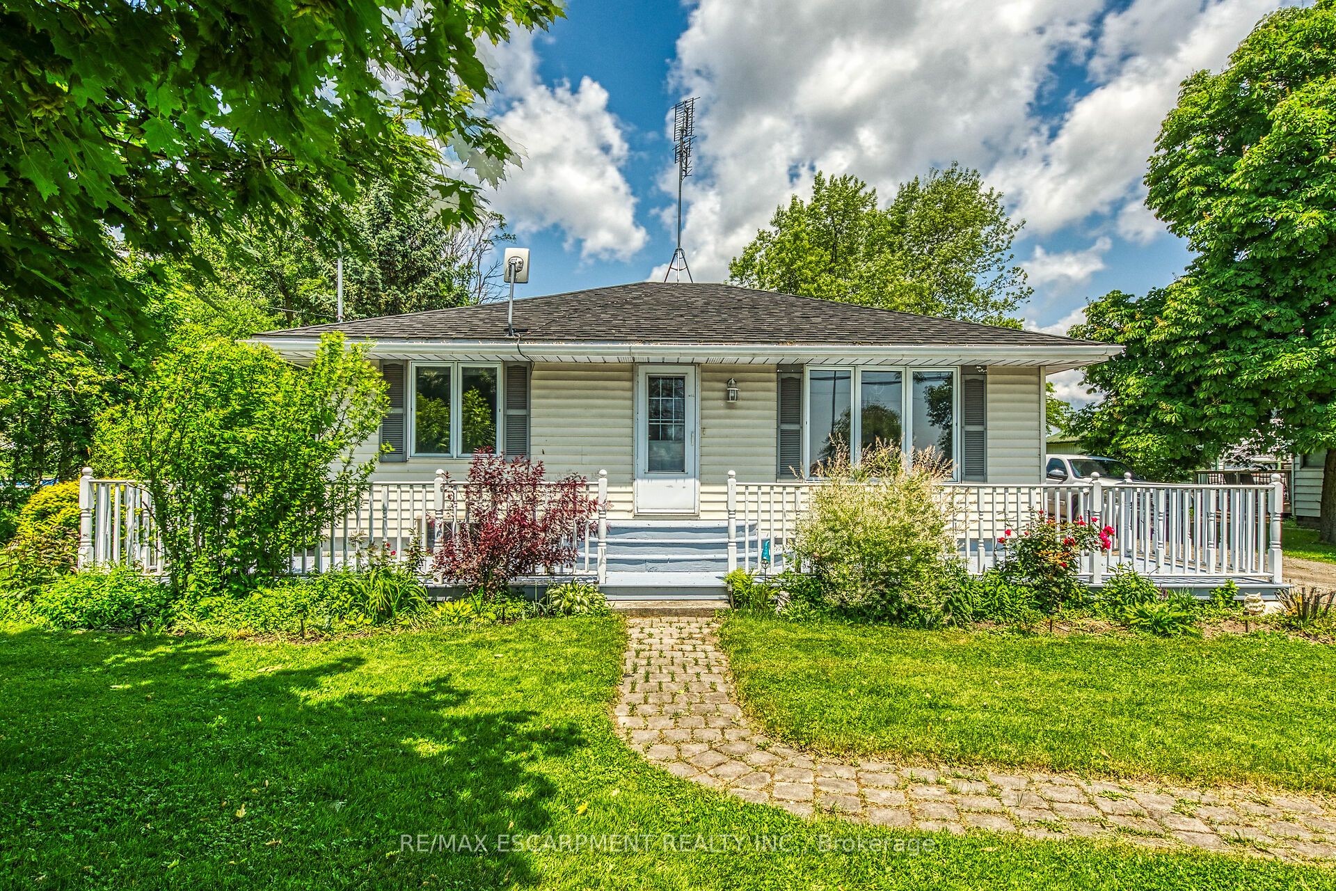 151 Rainham Road Property Photo 1