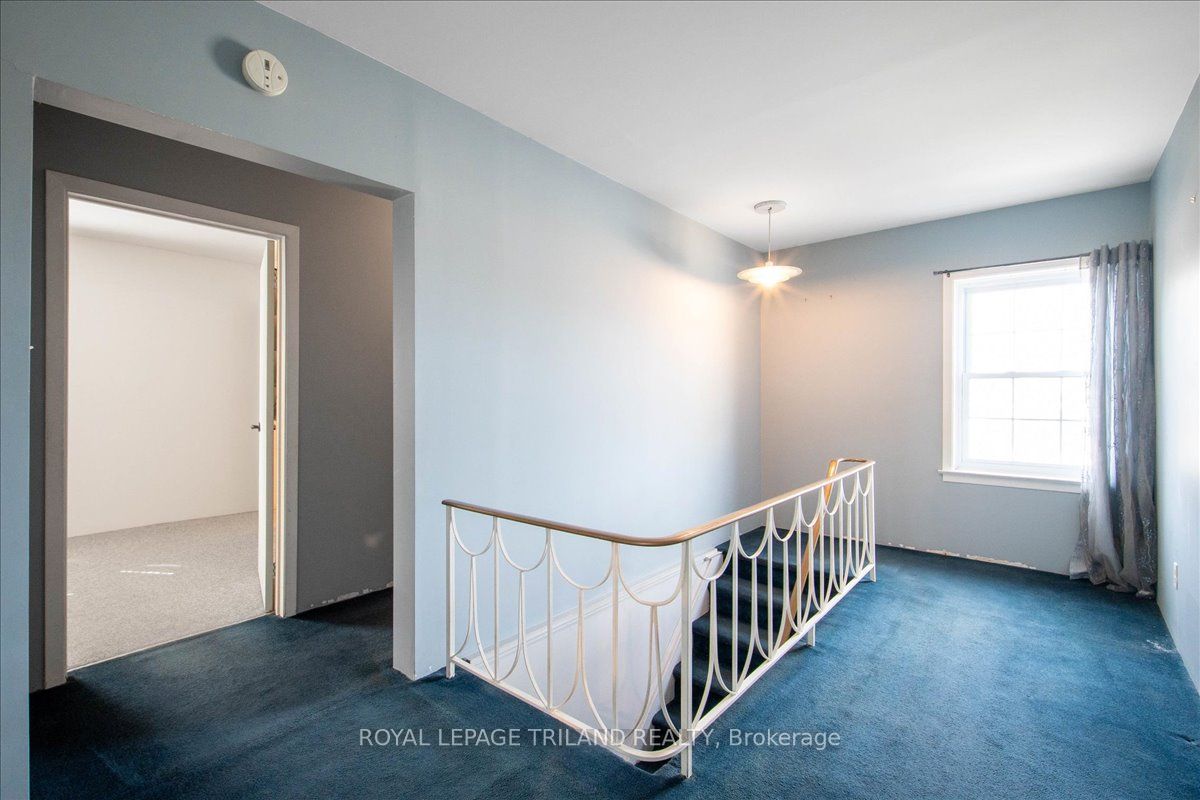 258 Main Street Property Photo 12