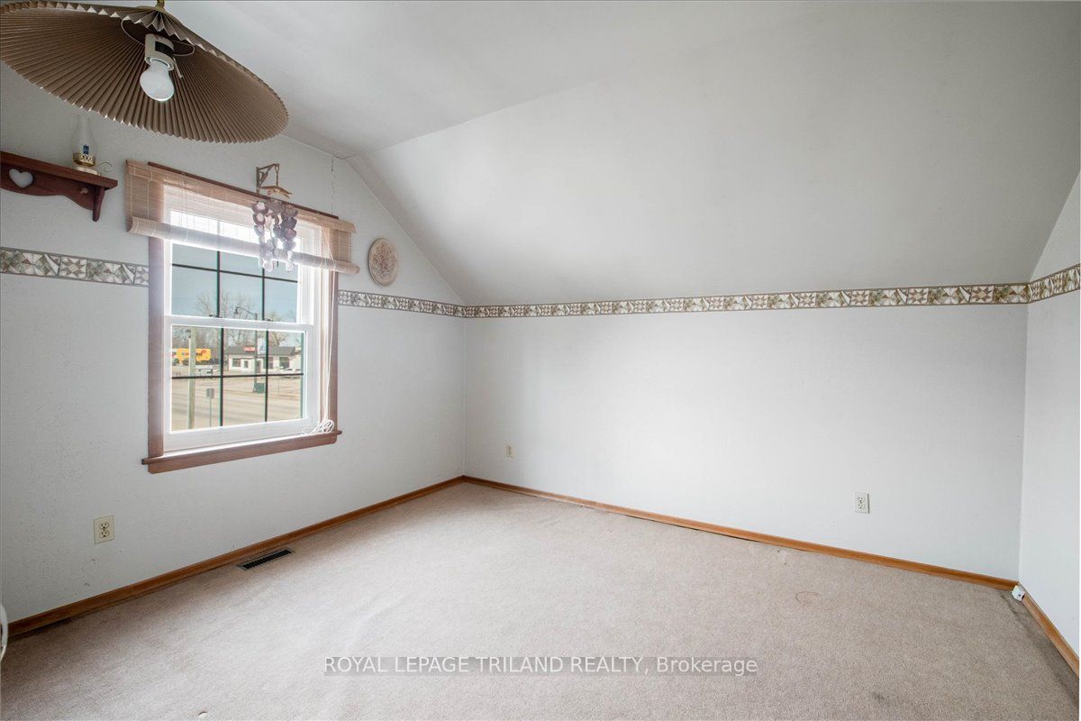 258 Main Street Property Photo 13