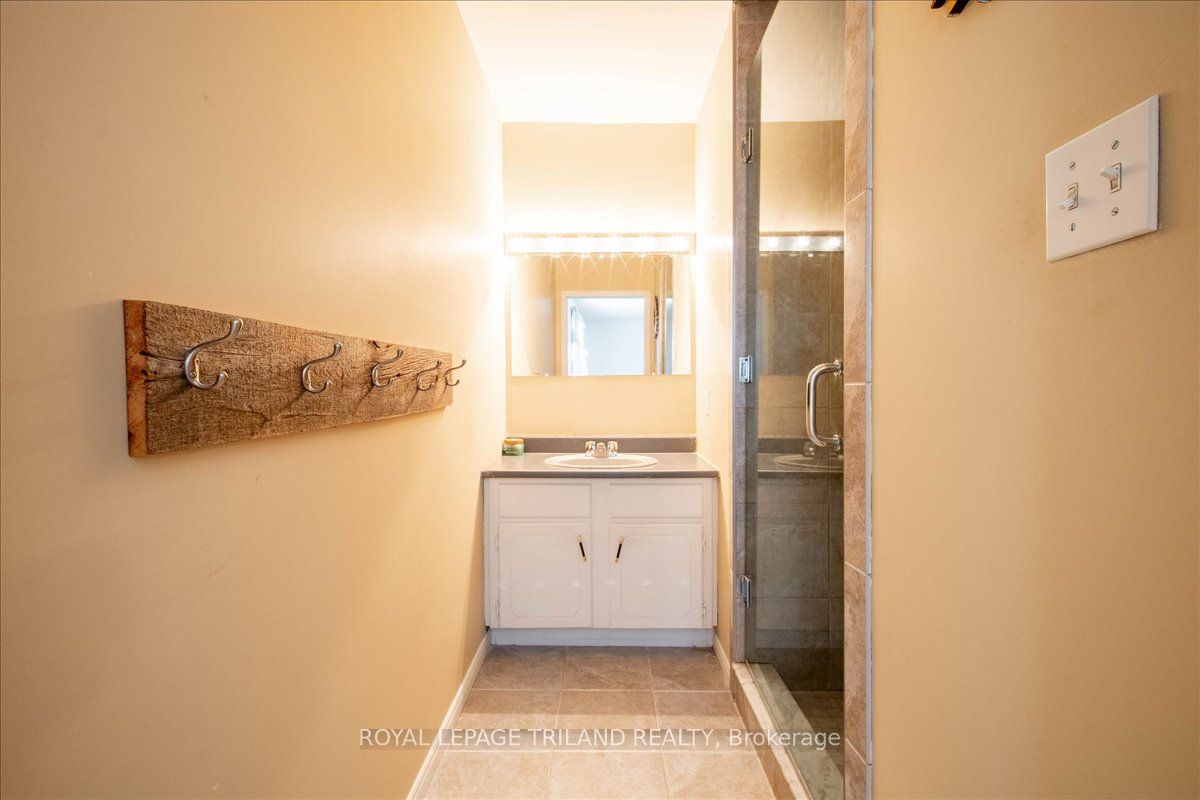 258 Main Street Property Photo 24
