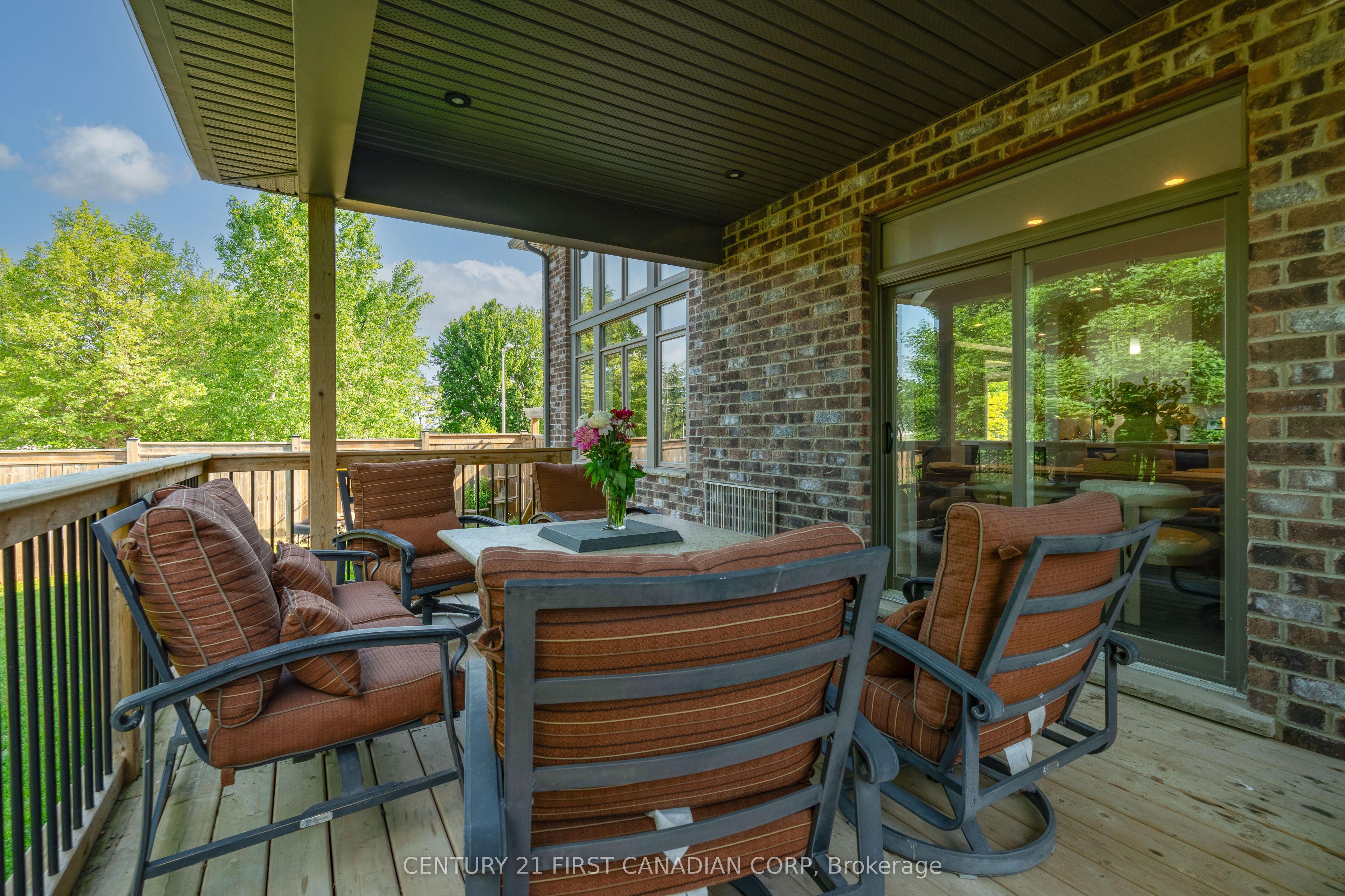 191 Spencer Avenue Property Photo 8