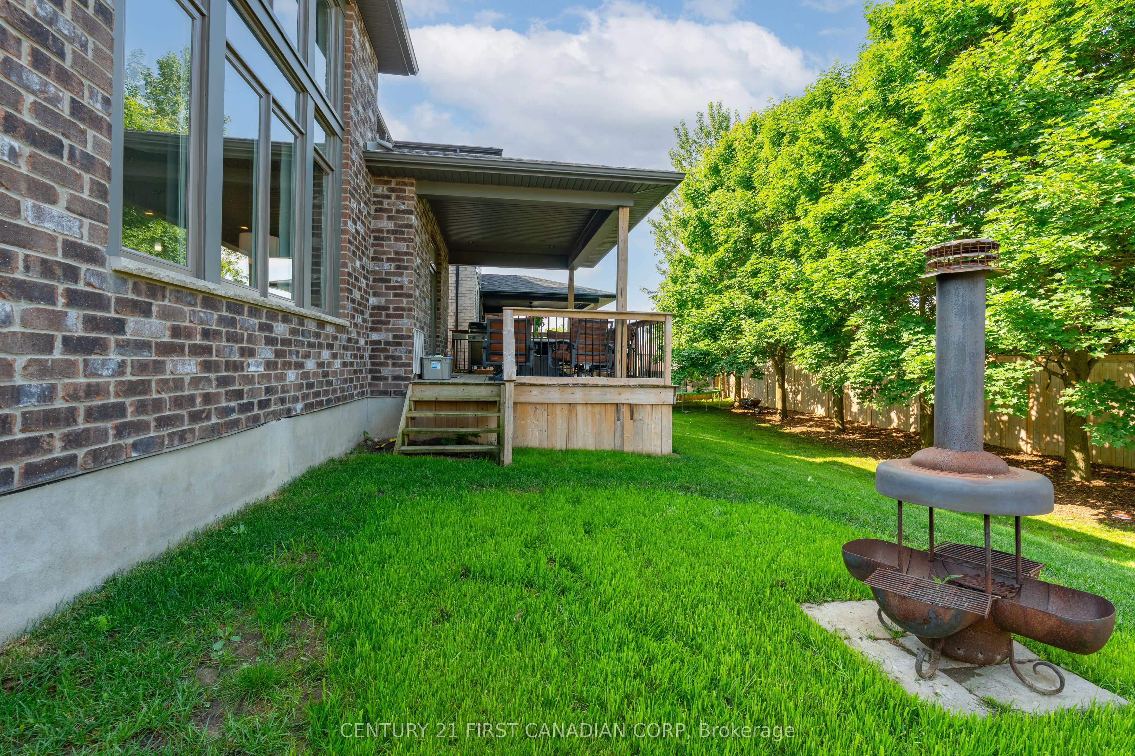191 Spencer Avenue Property Photo 11