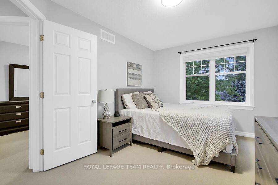 70 Oldfield Street Property Photo 24