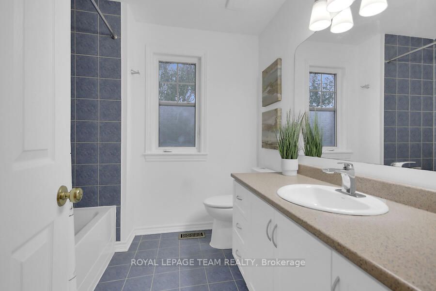 70 Oldfield Street Property Photo 25